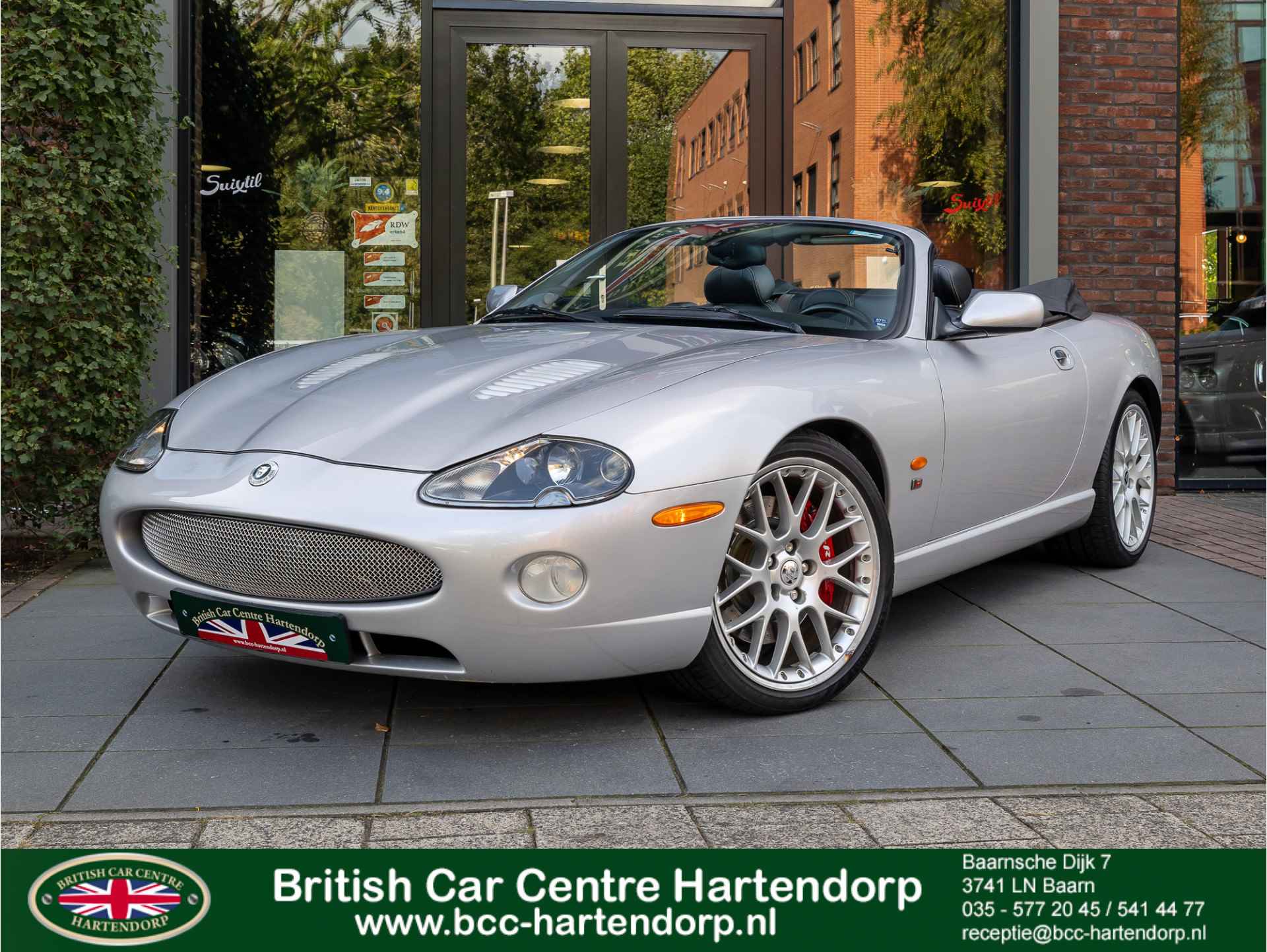 Jaguar XKR 4.2 V8 Convertible Victory Edition - 1/36