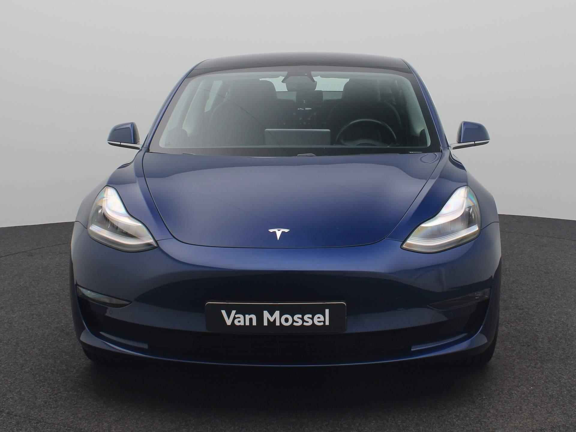 Tesla Model 3 Standard RWD Plus 60 kWh | Leder | Navigatie | Panorama dak |  Stoelverwarming | Dodehoekdetectie | Led-koplampen | 360 Camera | DAB | - 3/30