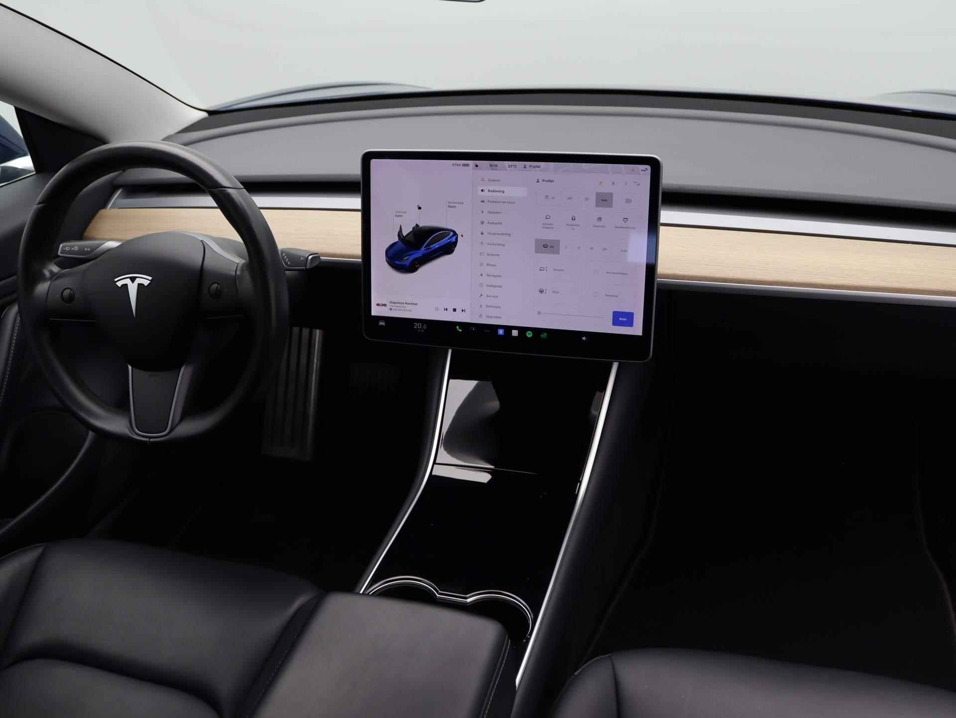 Tesla Model 3 Standard RWD Plus 60 kWh | Leder | Navigatie | Panorama dak |  Stoelverwarming | Dodehoekdetectie | Led-koplampen | 360 Camera | DAB | - 20/30