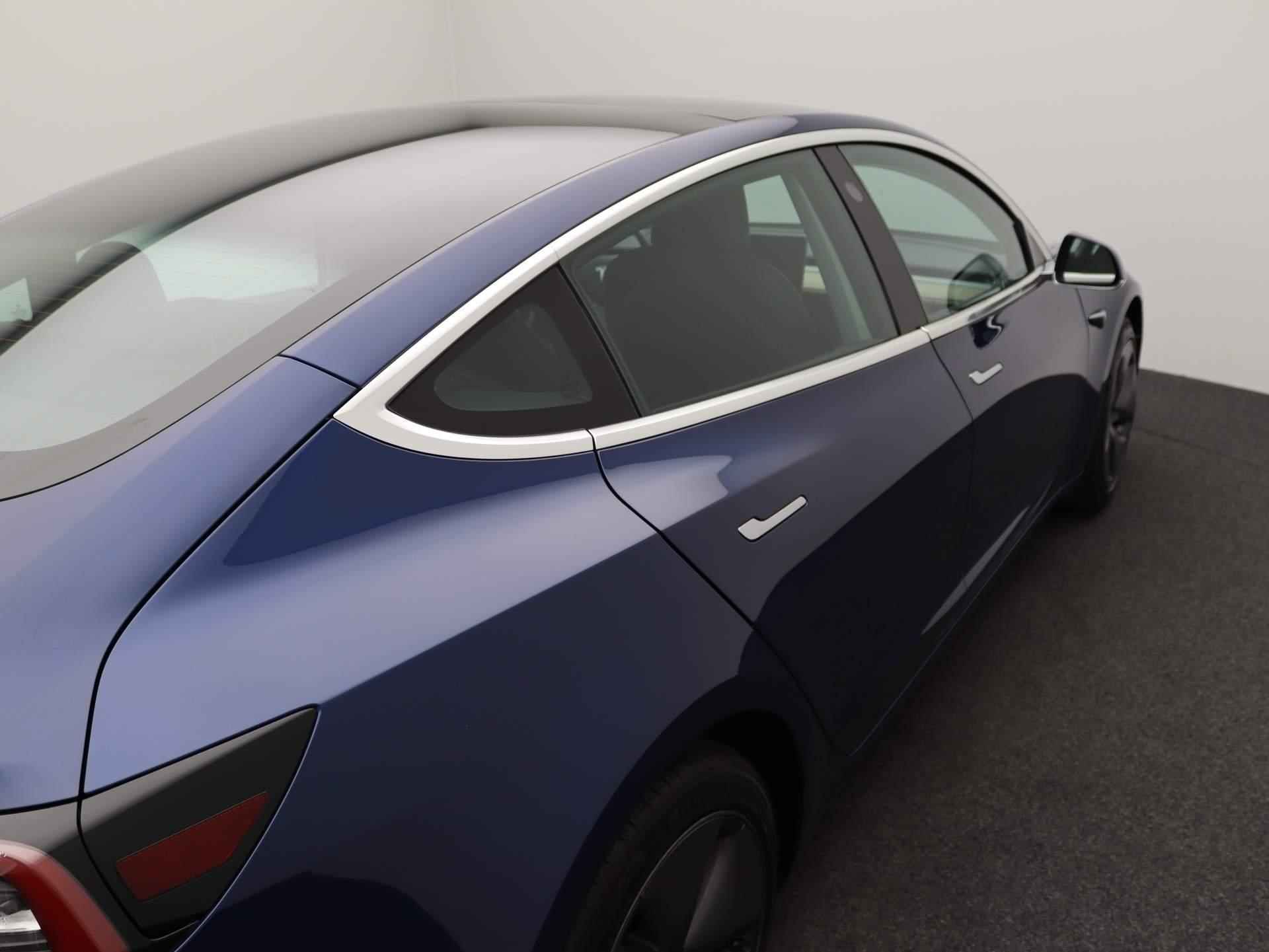 Tesla Model 3 Standard RWD Plus 60 kWh | Leder | Navigatie | Panorama dak |  Stoelverwarming | Dodehoekdetectie | Led-koplampen | 360 Camera | DAB | - 28/30