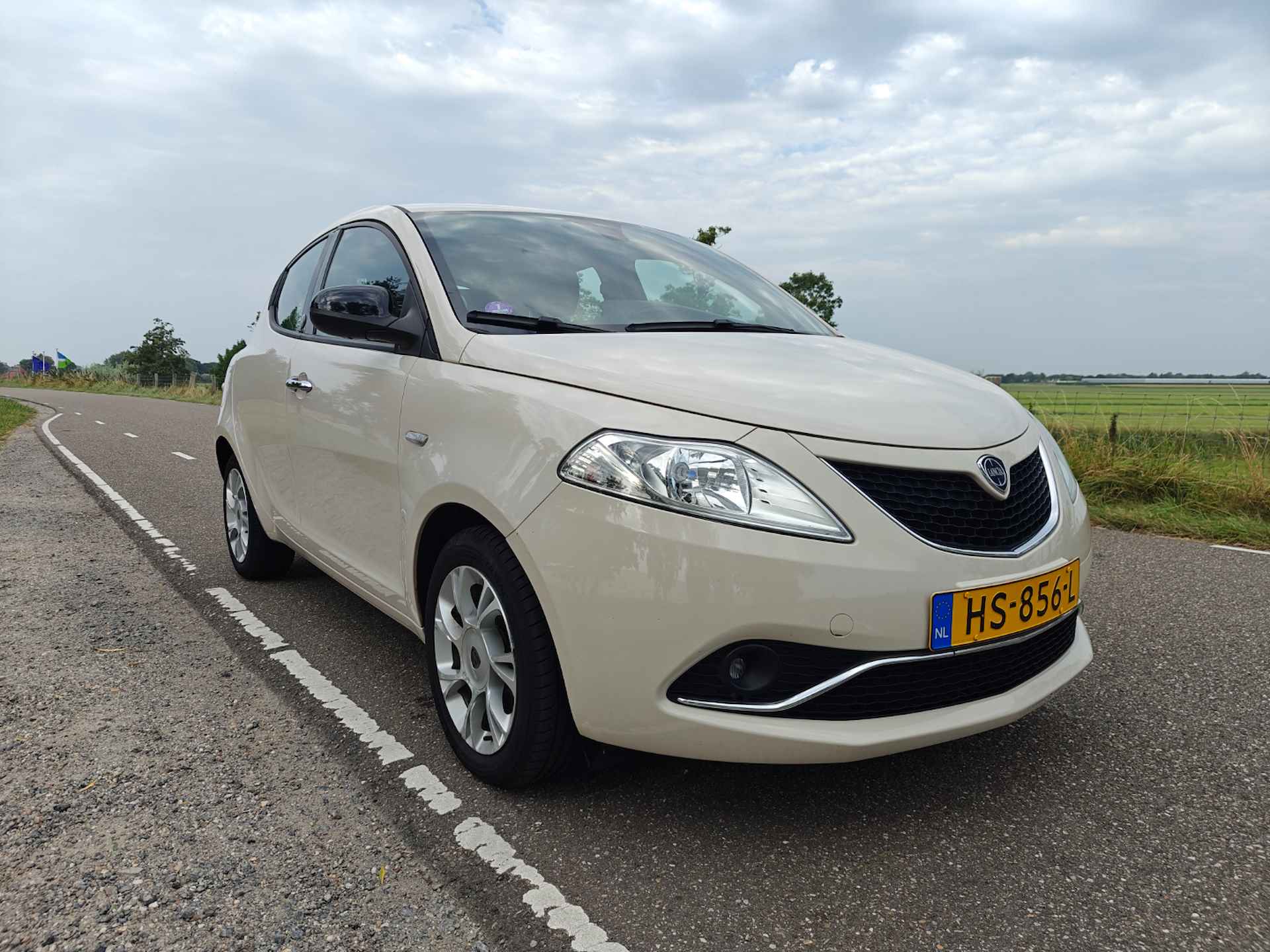 Lancia Ypsilon 1.2 Opening Edition | 1e eigenaar | Navigatie | Cruise control - 13/31