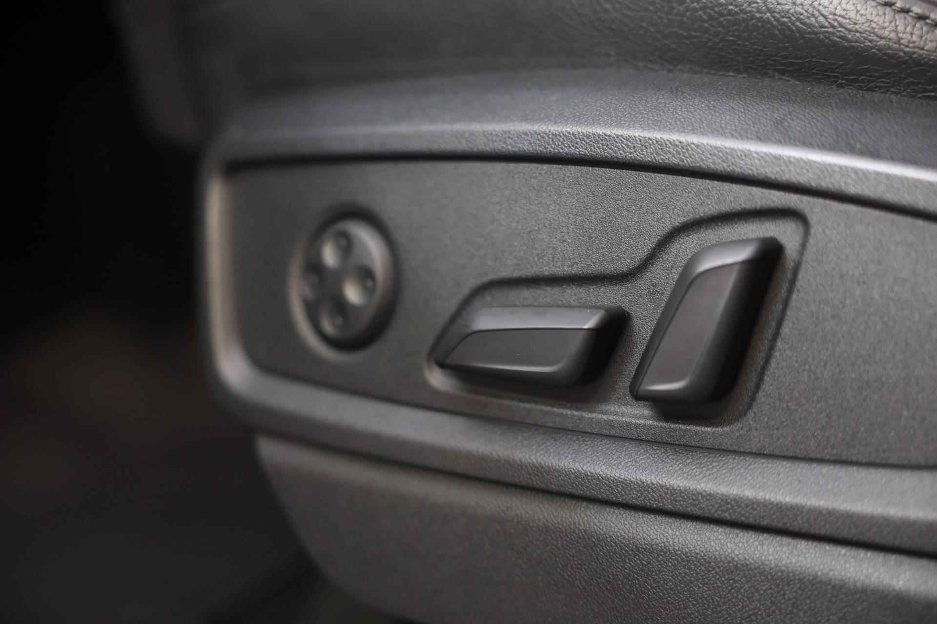 Audi Q5 50 TFSI E Quattro S Line / Virtual Cockpit / Navi / Ecc / Elek Pakket / Open Panoramadak / Leder / Led / Pdc / 21 Inch - 11/52