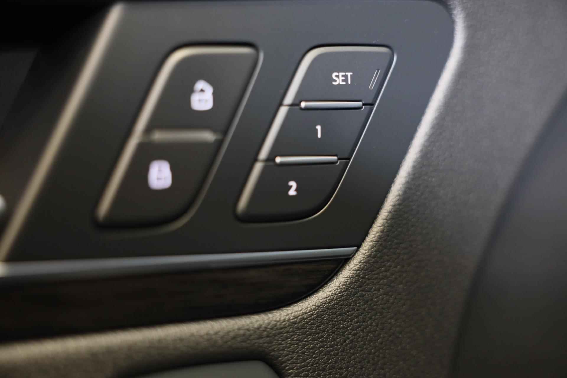 Audi Q5 50 TFSI E Quattro S Line / Virtual Cockpit / Navi / Ecc / Elek Pakket / Open Panoramadak / Leder / Led / Pdc / 21 Inch - 17/52