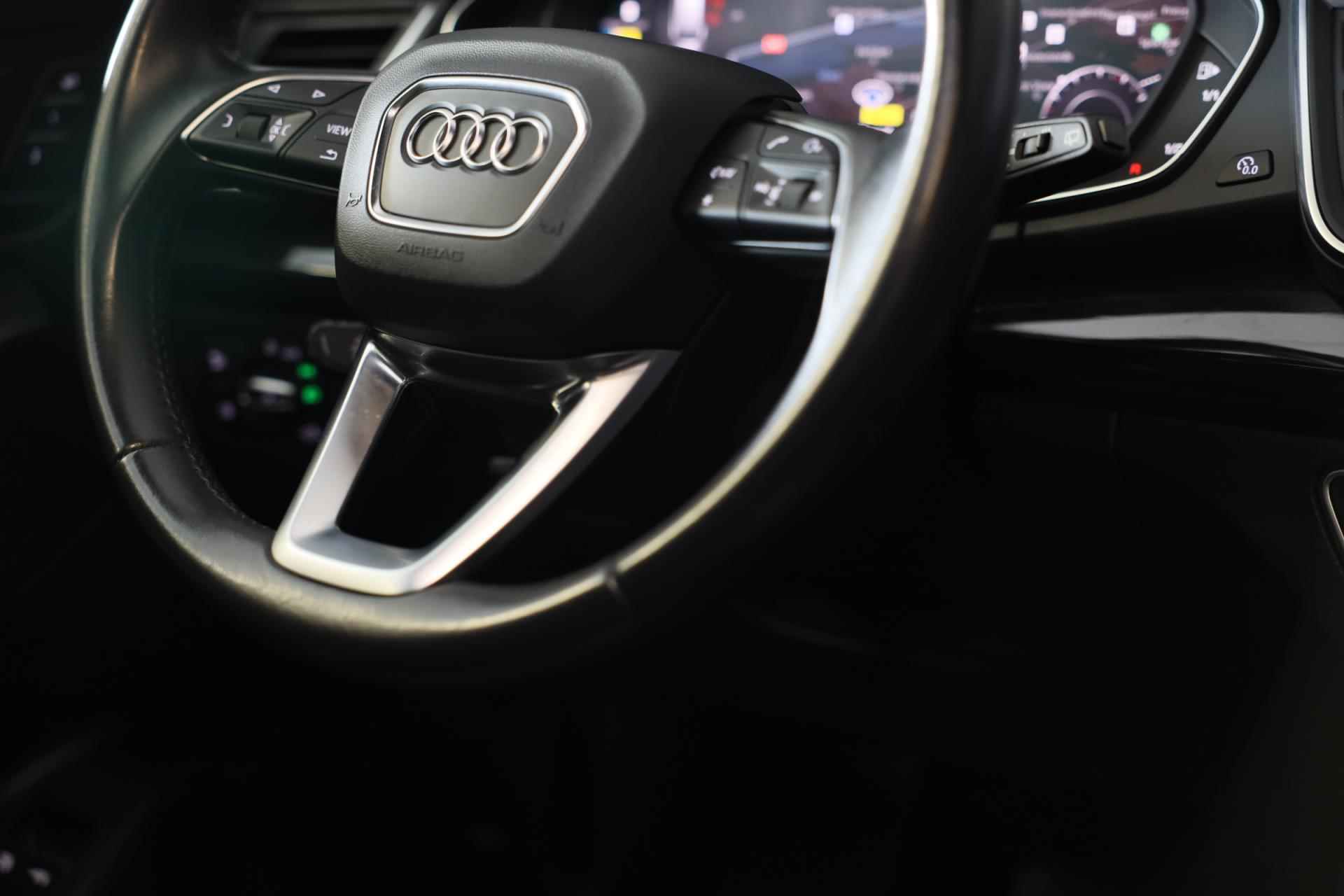 Audi Q5 50 TFSI E Quattro S Line / Virtual Cockpit / Navi / Ecc / Elek Pakket / Open Panoramadak / Leder / Led / Pdc / 21 Inch - 30/52