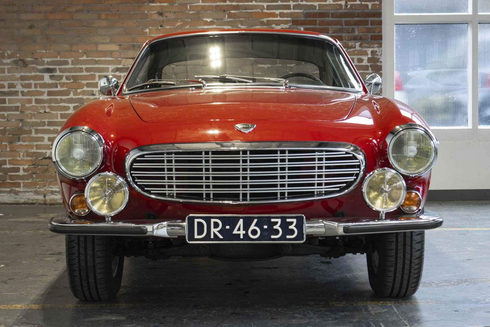 Volvo P1800s | Overdrive | Volledig gerestaureerd | Stuurbekrachtiging | Originele Minilite lichtmetalen velgen | Weber carburateur kit | Bilstein schokdempers | - 7/47