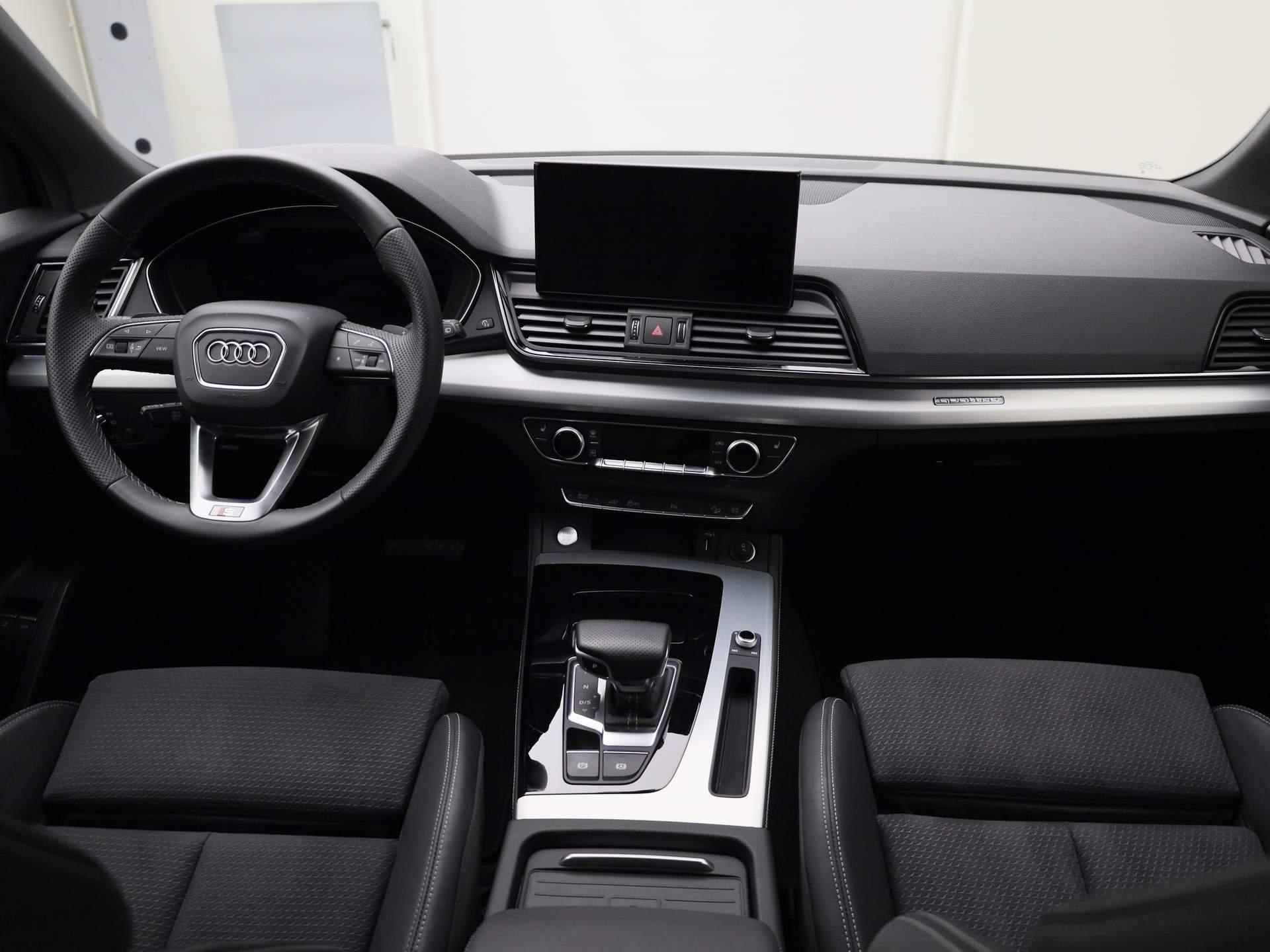 Audi Q5 55 TFSIe 270kW/367PK S Line quattro · Panoramadak · Drive select · Leder/Alcantara · Stoel-& stuurverwarming · Garantie tot maart 2025 - 14/56