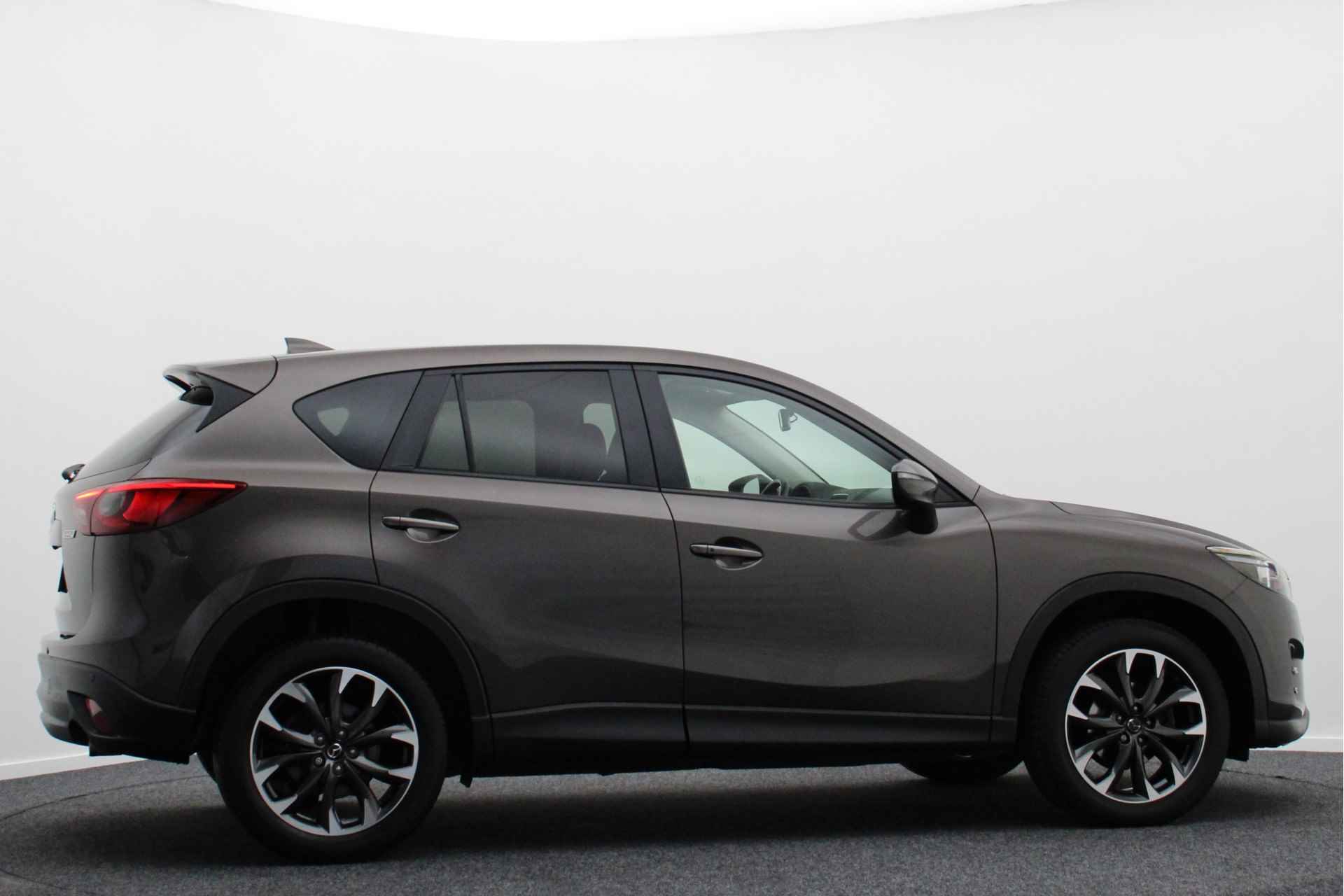 Mazda CX-5 2.0 SkyActiv-G 165 GT-M Line 2WD Leer, Bose, Climate, Cruise, Navigatie, Bluetooth, Camera, 19'' - 9/49