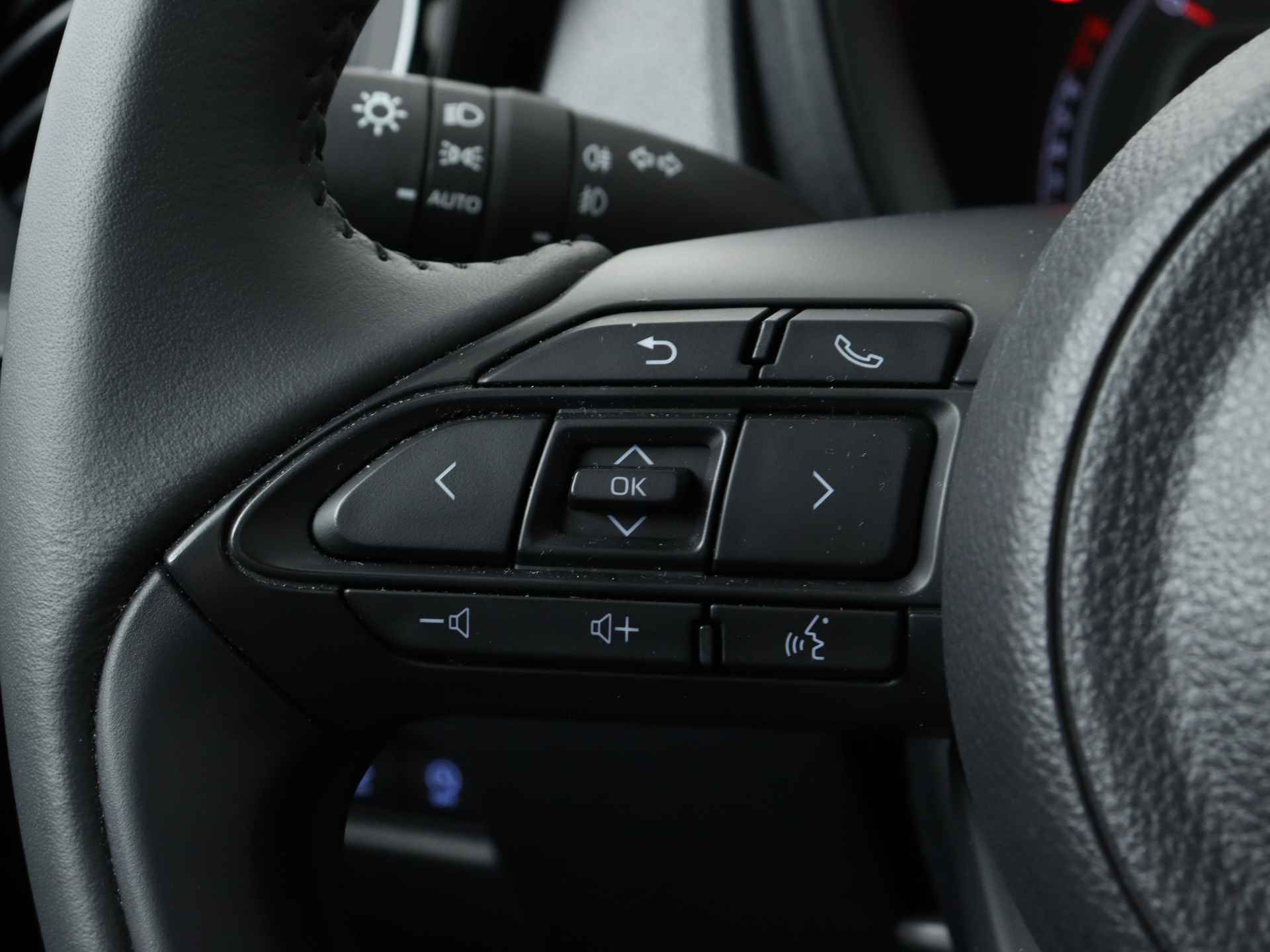 Toyota Aygo X 1.0 VVT-i MT Envy | Vouwdak | Navigatie | - 22/44
