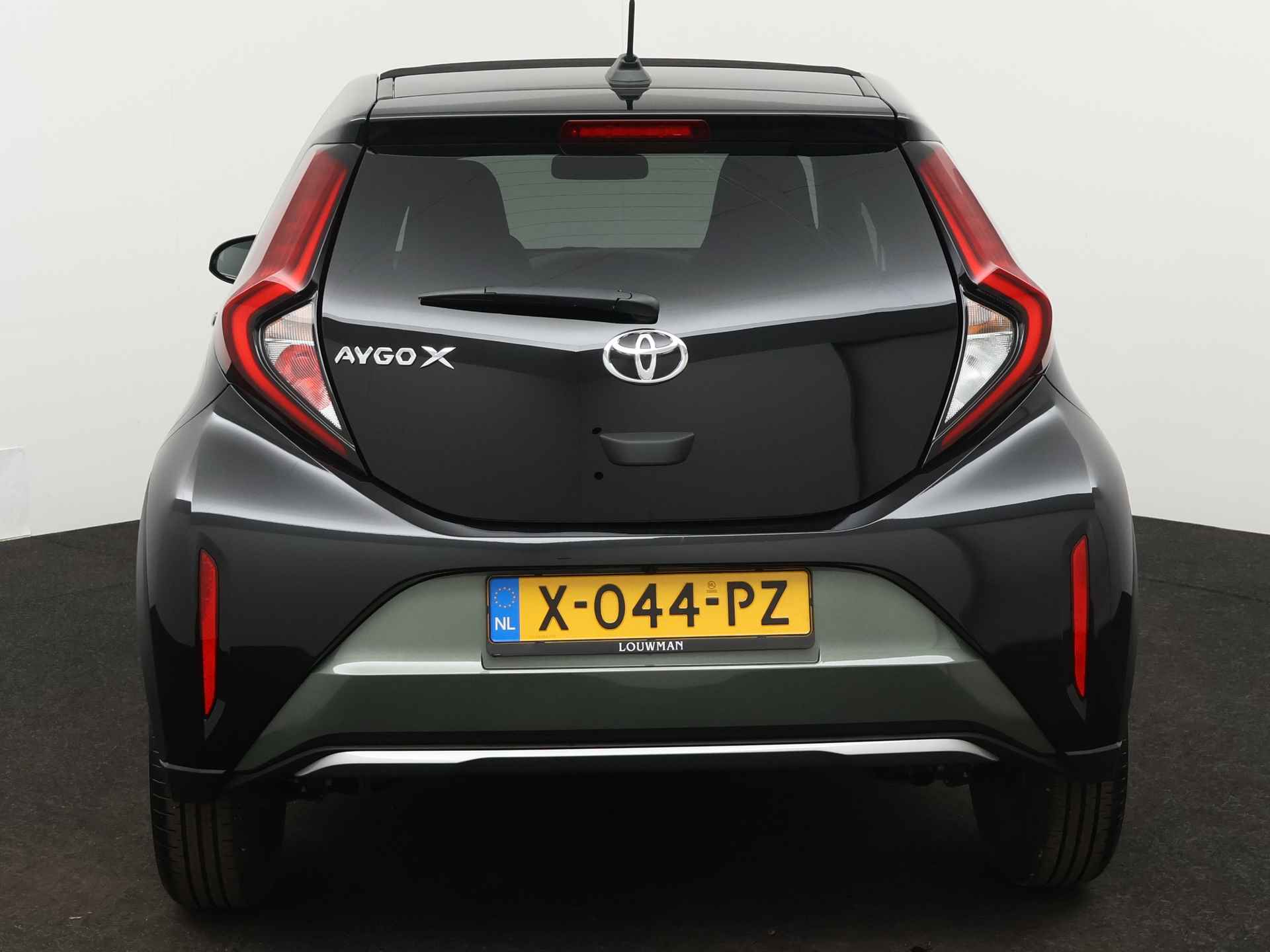 Toyota Aygo X 1.0 VVT-i MT Envy | Vouwdak | Navigatie | - 30/44