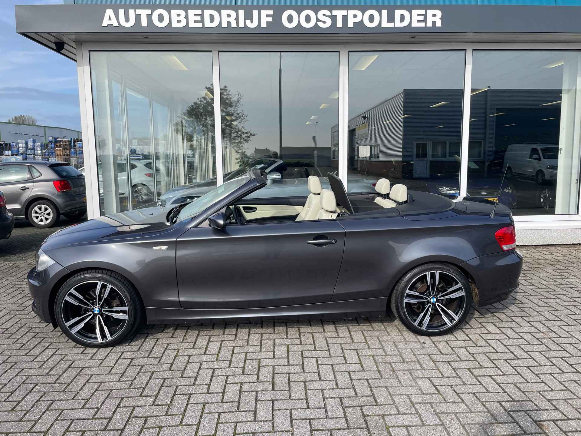 BMW 1-serie Cabrio 120i High Executive - 4/23