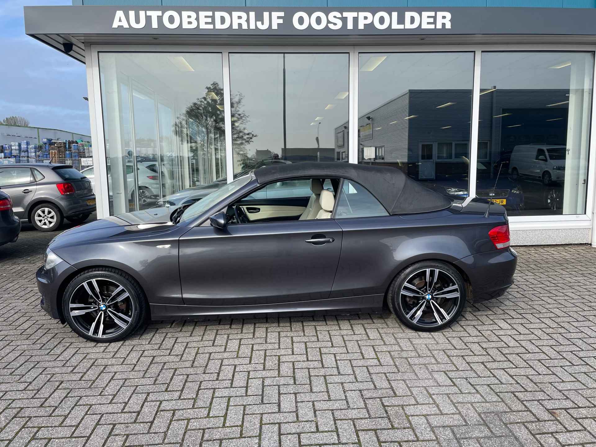 BMW 1-serie Cabrio 120i High Executive - 9/23