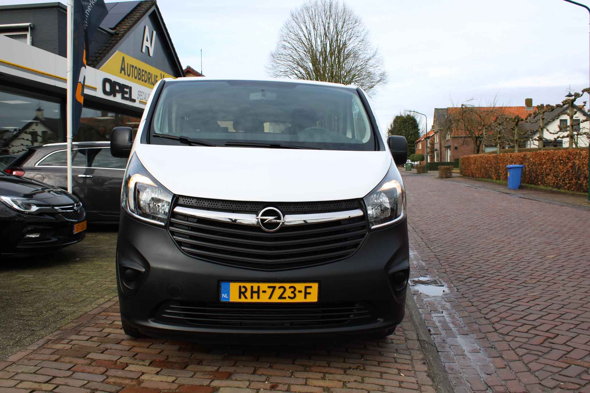 Opel Vivaro Combi 1.6 CDTi BiTurbo 125PK L2H1 9-Persoons + Airco/ Cruise/ Navi/ NL auto - 5/39