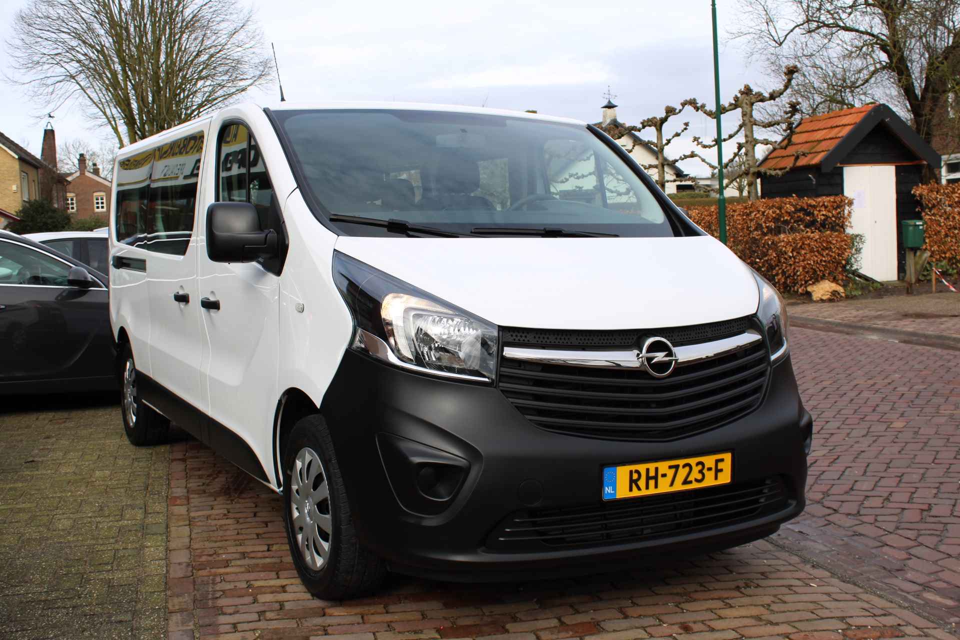 Opel Vivaro Combi 1.6 CDTi BiTurbo 125PK L2H1 9-Persoons + Airco/ Cruise/ Navi/ NL auto - 6/39