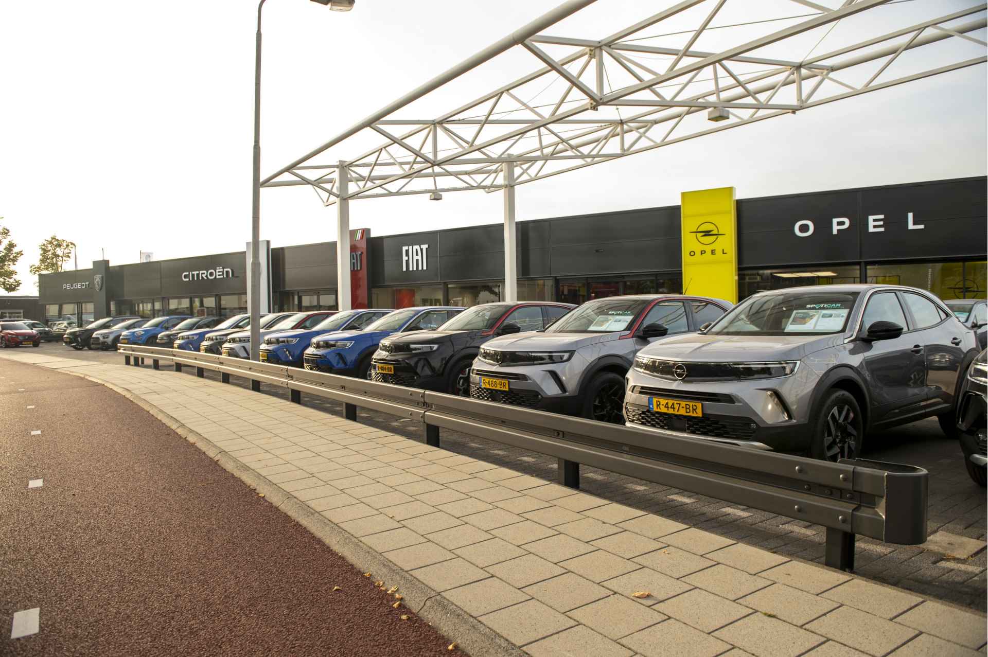 Fiat 500C 1.0 70 pk Hybrid | € 3.494,- Voorraad Voordeel | Bianco Gelato pastellak - 2/12