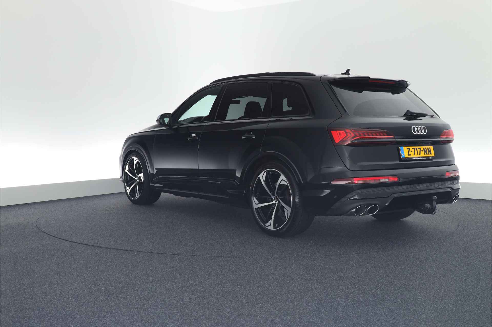 Audi SQ7 4.0 TFSI 507pk quattro 7Pers. Trekhaak Laser Led B&O Keyless Virtual Cockpit Head-Up Panoramadak Luchtvering Navigatie - 3/70