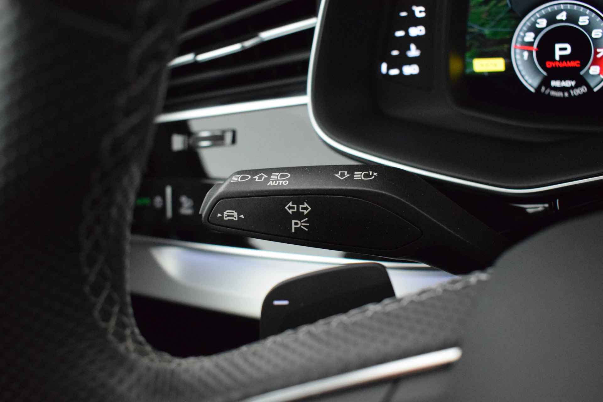 Audi SQ7 4.0 TFSI 507pk quattro 7Pers. Trekhaak Laser Led B&O Keyless Virtual Cockpit Head-Up Panoramadak Luchtvering Navigatie - 13/70