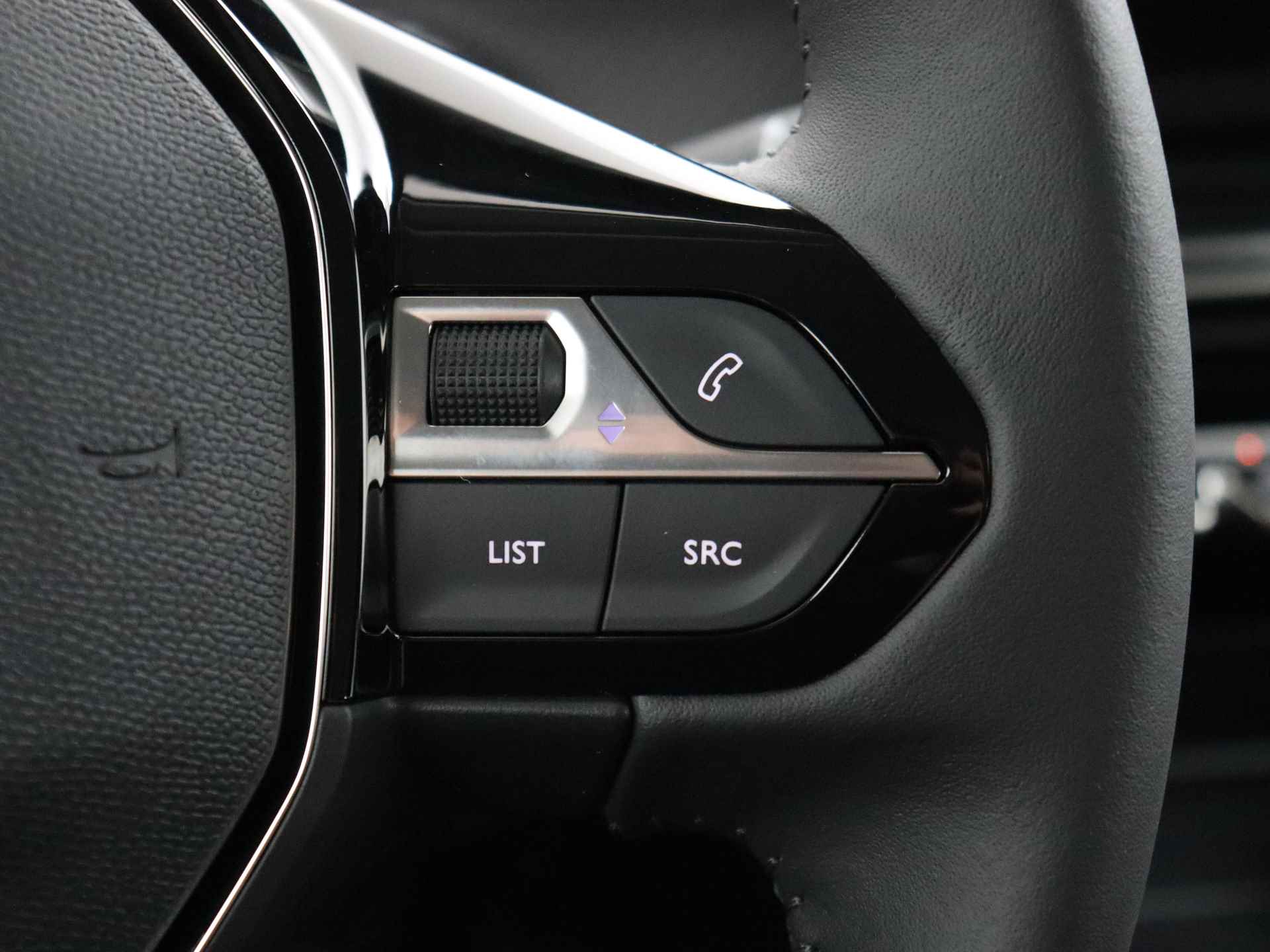 Peugeot 208 1.2 PureTech Active Pack | Apple Carplay | Cruise Control | Parkeersensoren | - 18/36