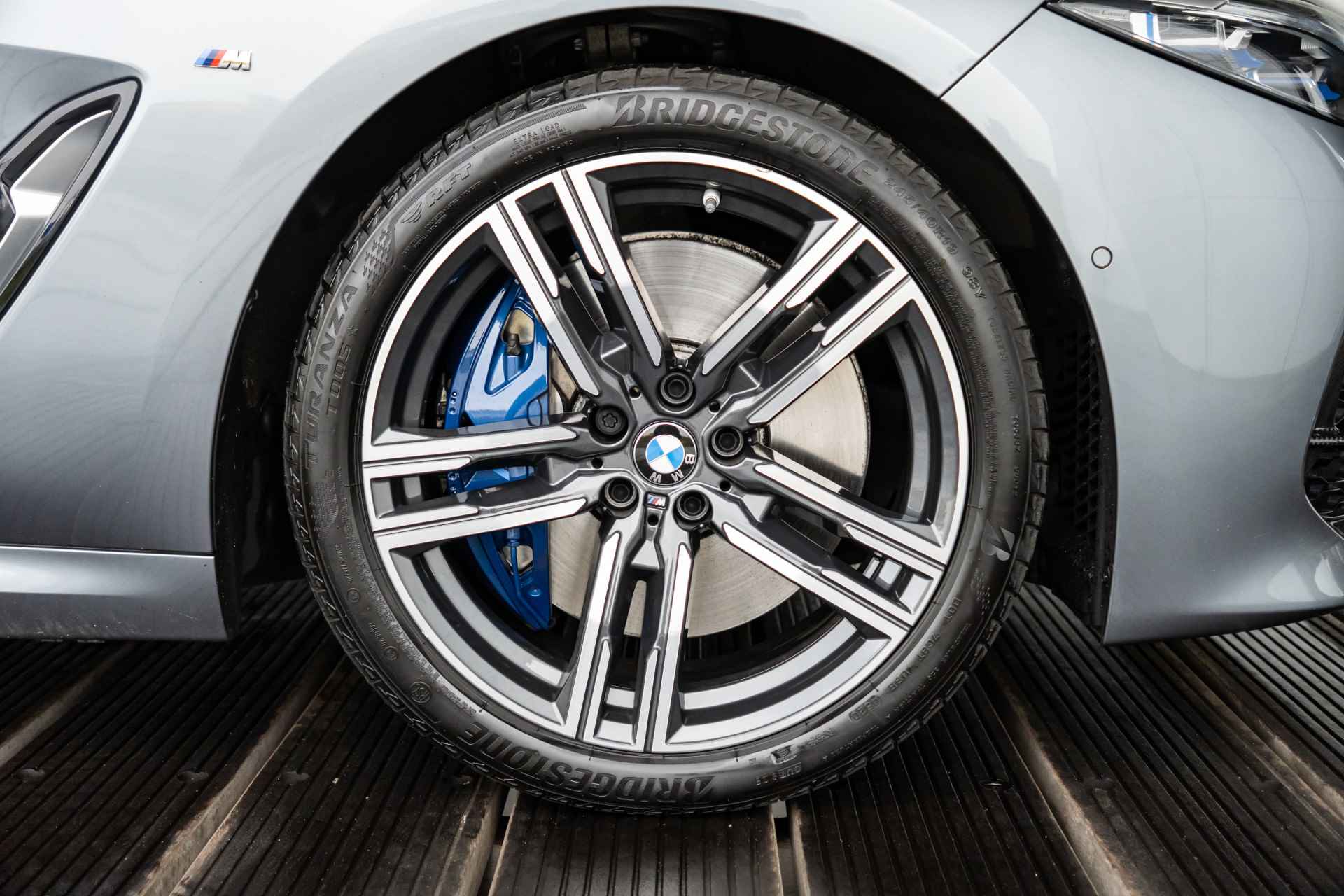 BMW 8 Serie Coupé 840i xDrive High Executive  /  Model M Sport / Active Steering / Carbon dak / Driving Assistant Professional - 7/63