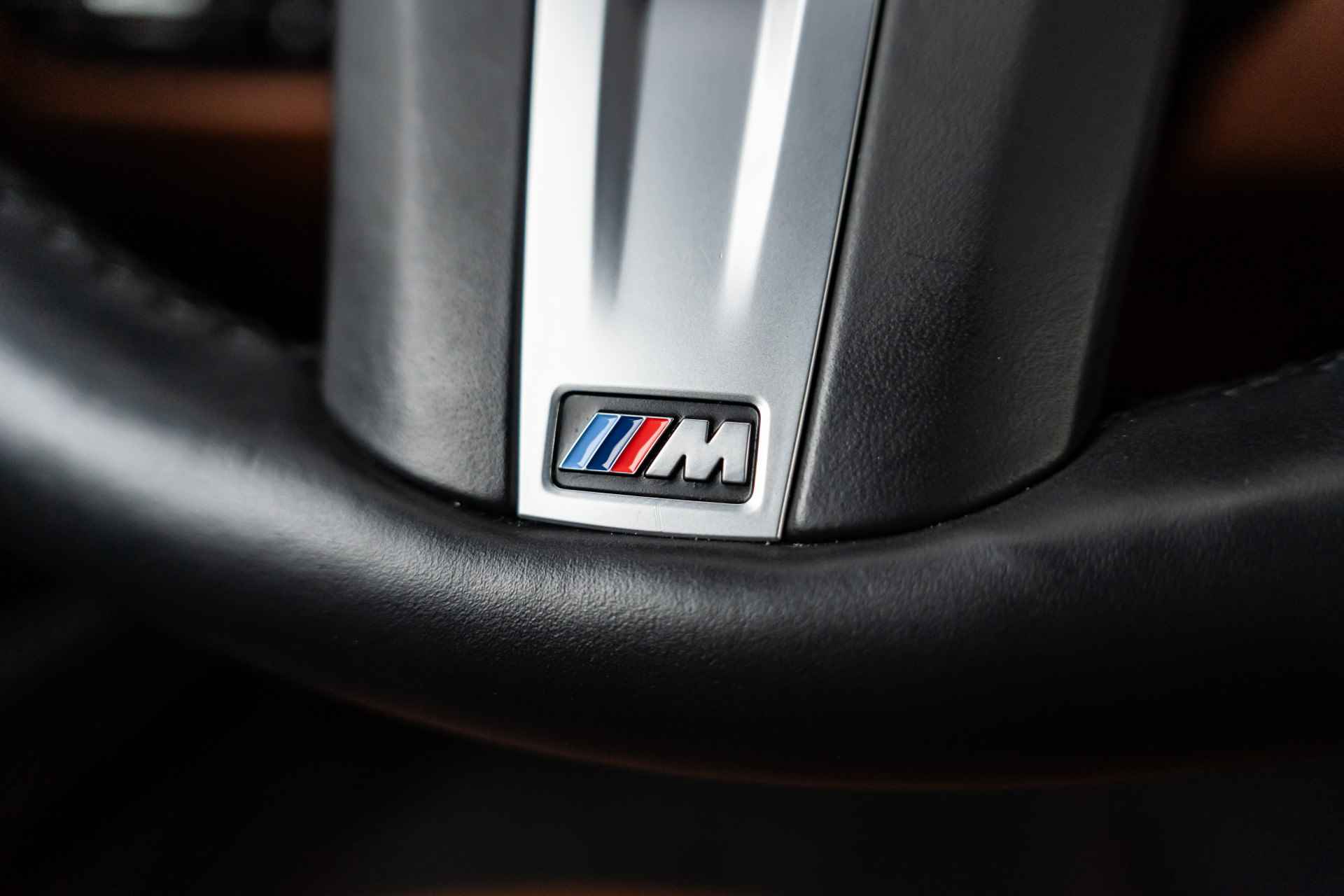 BMW 8 Serie Coupé 840i xDrive High Executive  /  Model M Sport / Active Steering / Carbon dak / Driving Assistant Professional - 15/63