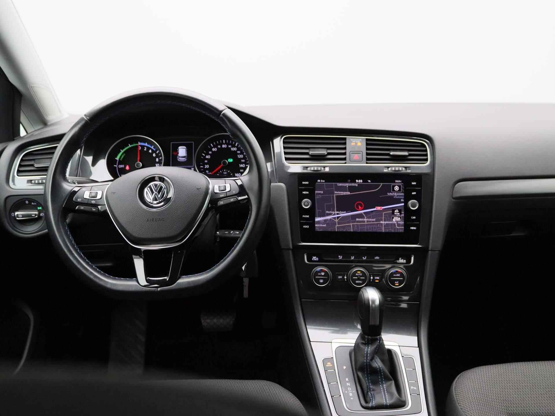 Volkswagen e-Golf E-DITION | Automaat | Apple Carplay/Android Auto | DAB | Rijstrooksensor | Adaptieve Cruise Control |  12 Maanden BOVAG Garantie | - 7/38