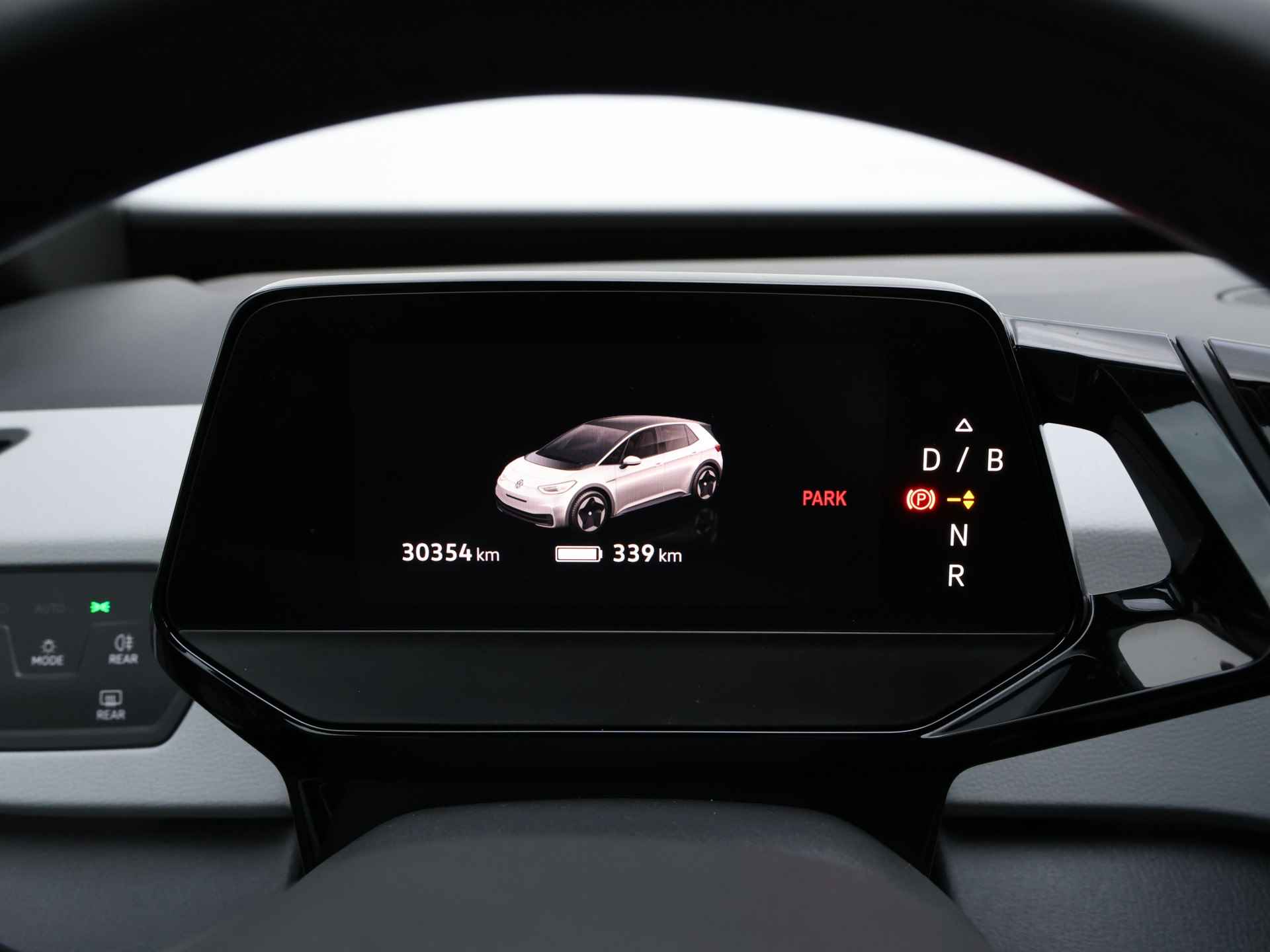 Volkswagen ID.3 First Plus 58 kWh 204pk I led Matrix I Steunhaak I Camera I Navigatie I Stoelverwarming - 9/46