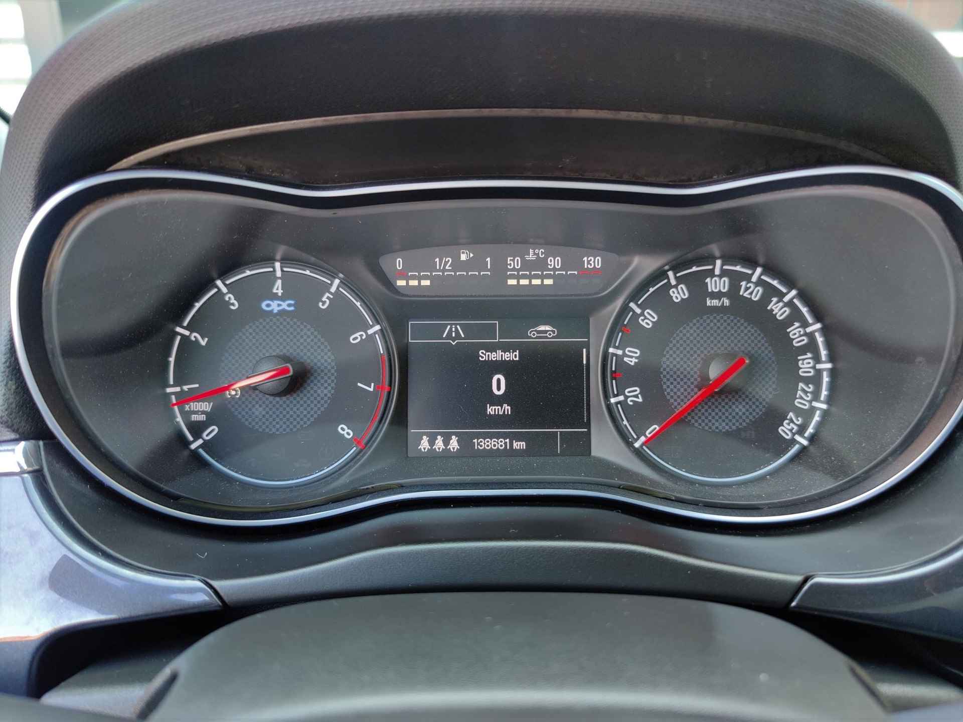 Opel Corsa 1.6 Turbo OPC 207 PK Recaro interieur, Navigatie, Leder, Cruise control, Apple CarPlay/Android Auto, Airco, Bluetooth (MET GARANTIE*) - 15/24