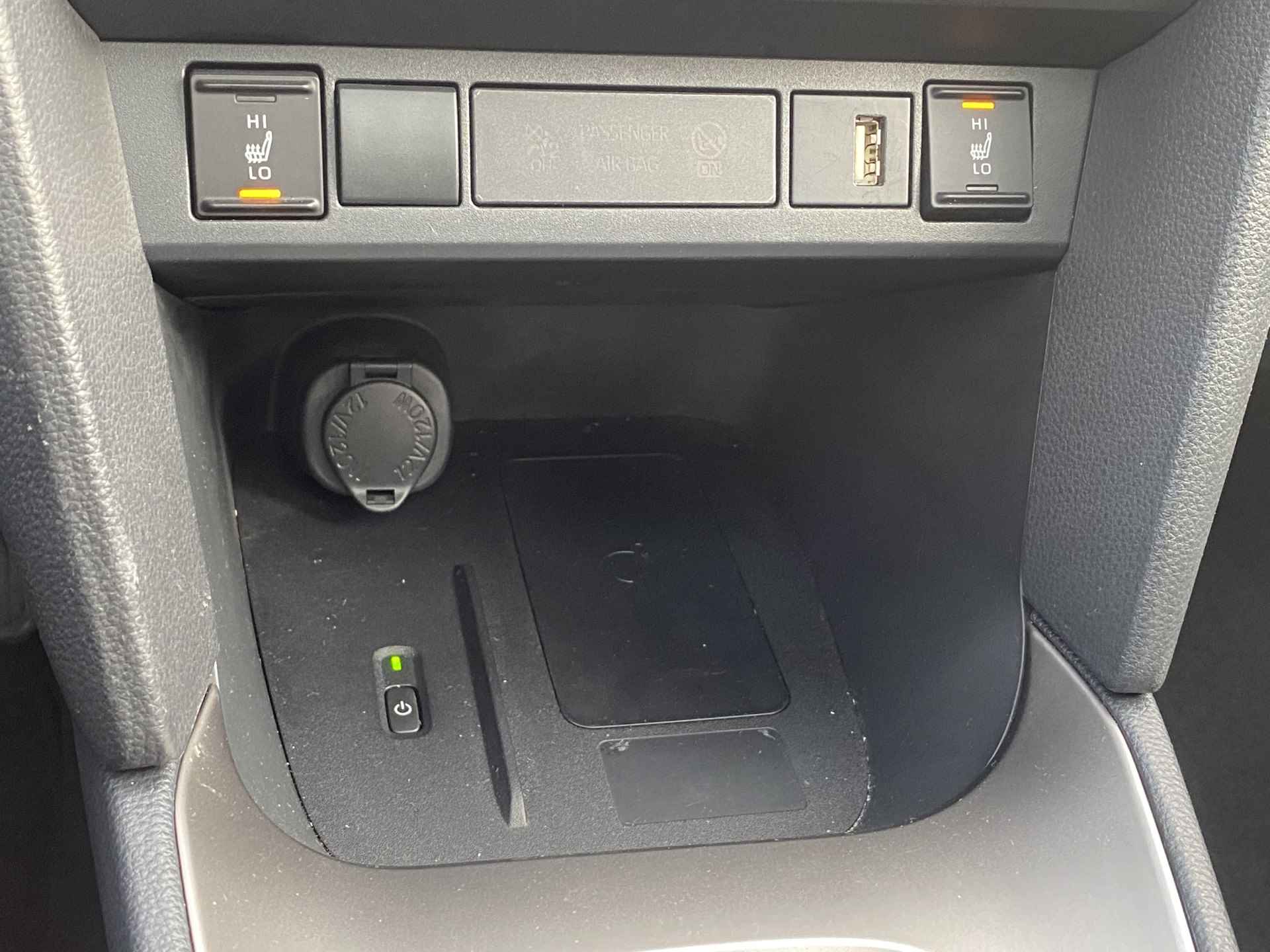 Toyota Yaris Cross 1.5 Hybrid Executive Limited Panorama Dak PDC Carplay Stoelverwarming - 23/37