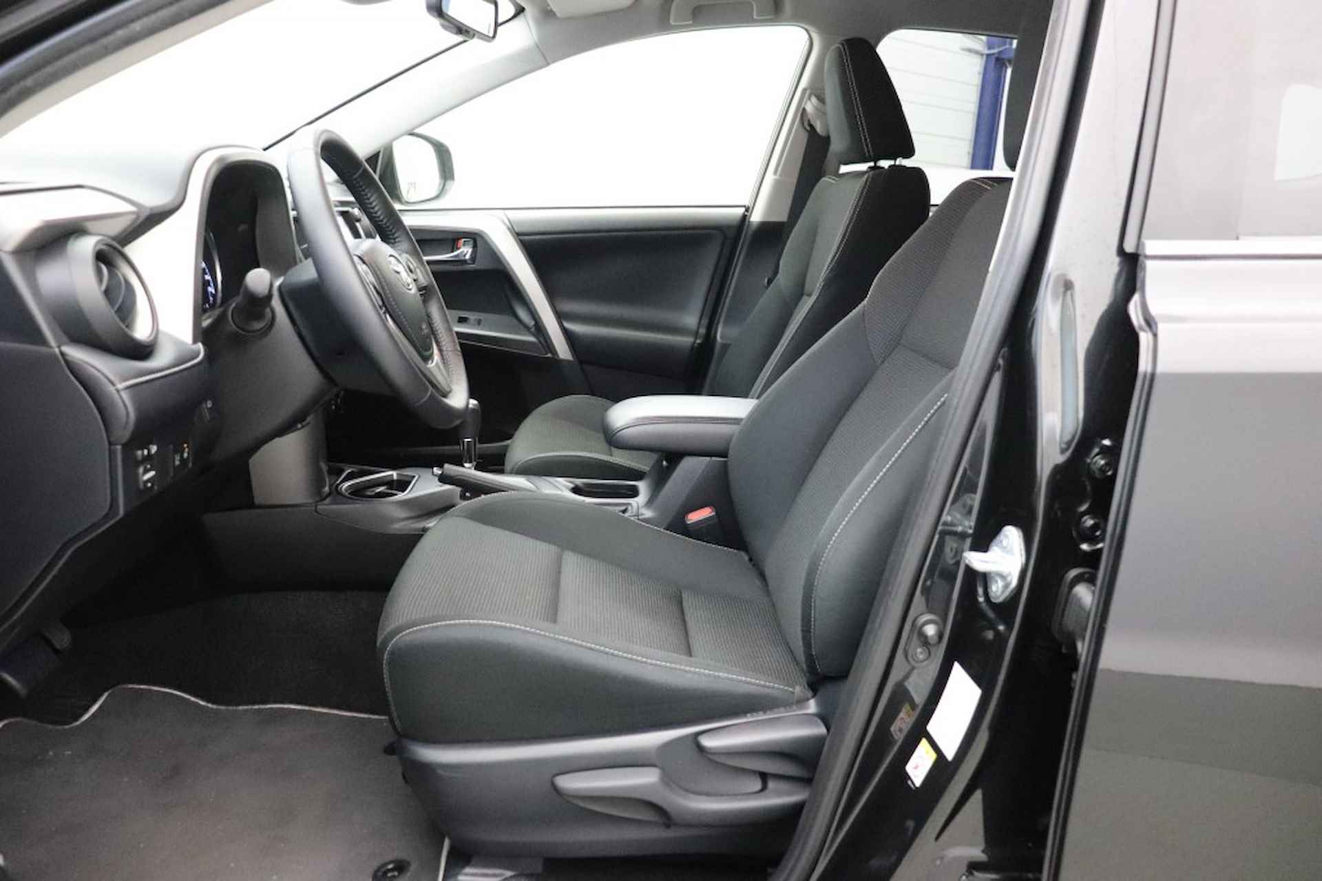 TOYOTA Rav4 2.5 Hybrid Executive Business - 7/29