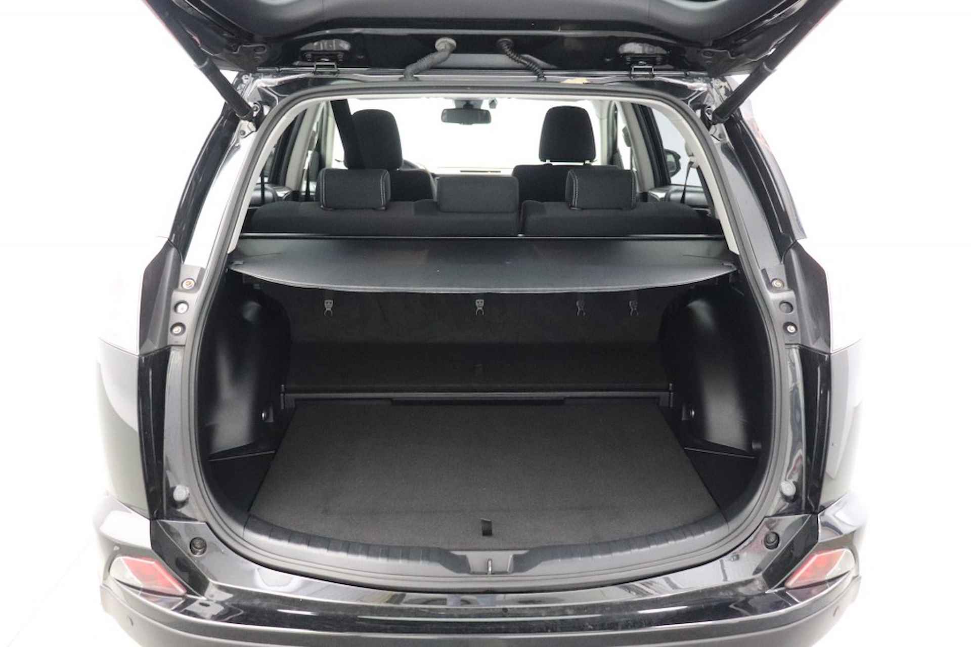 TOYOTA Rav4 2.5 Hybrid Executive Business - 9/29