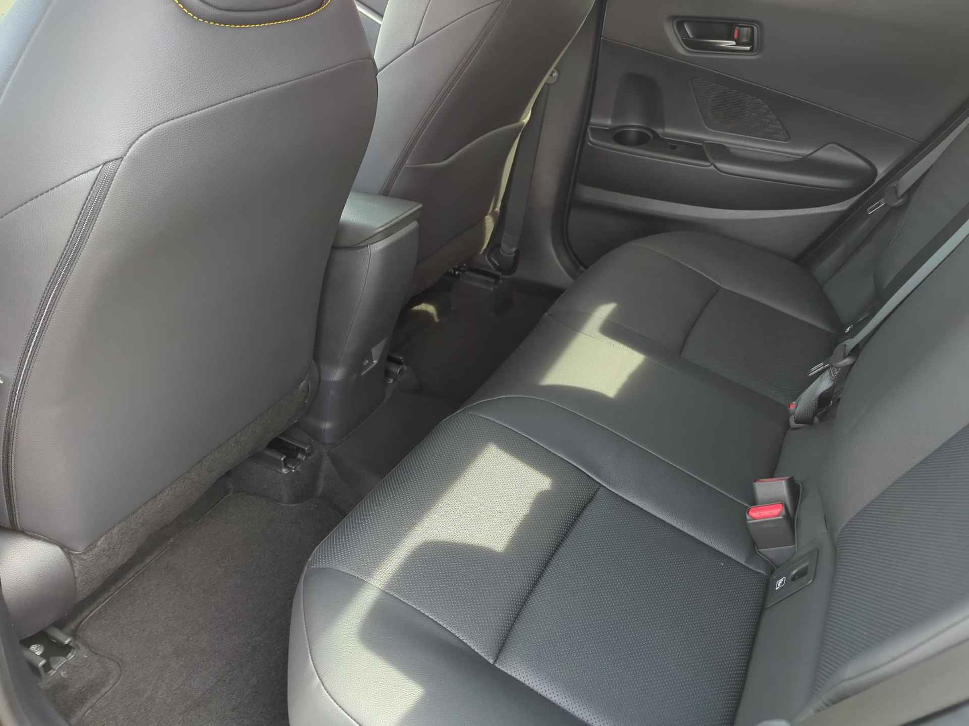 Toyota C-HR Plug-in Hybrid 220 Première Edition | Android Auto | Apple Carplay | - 15/34