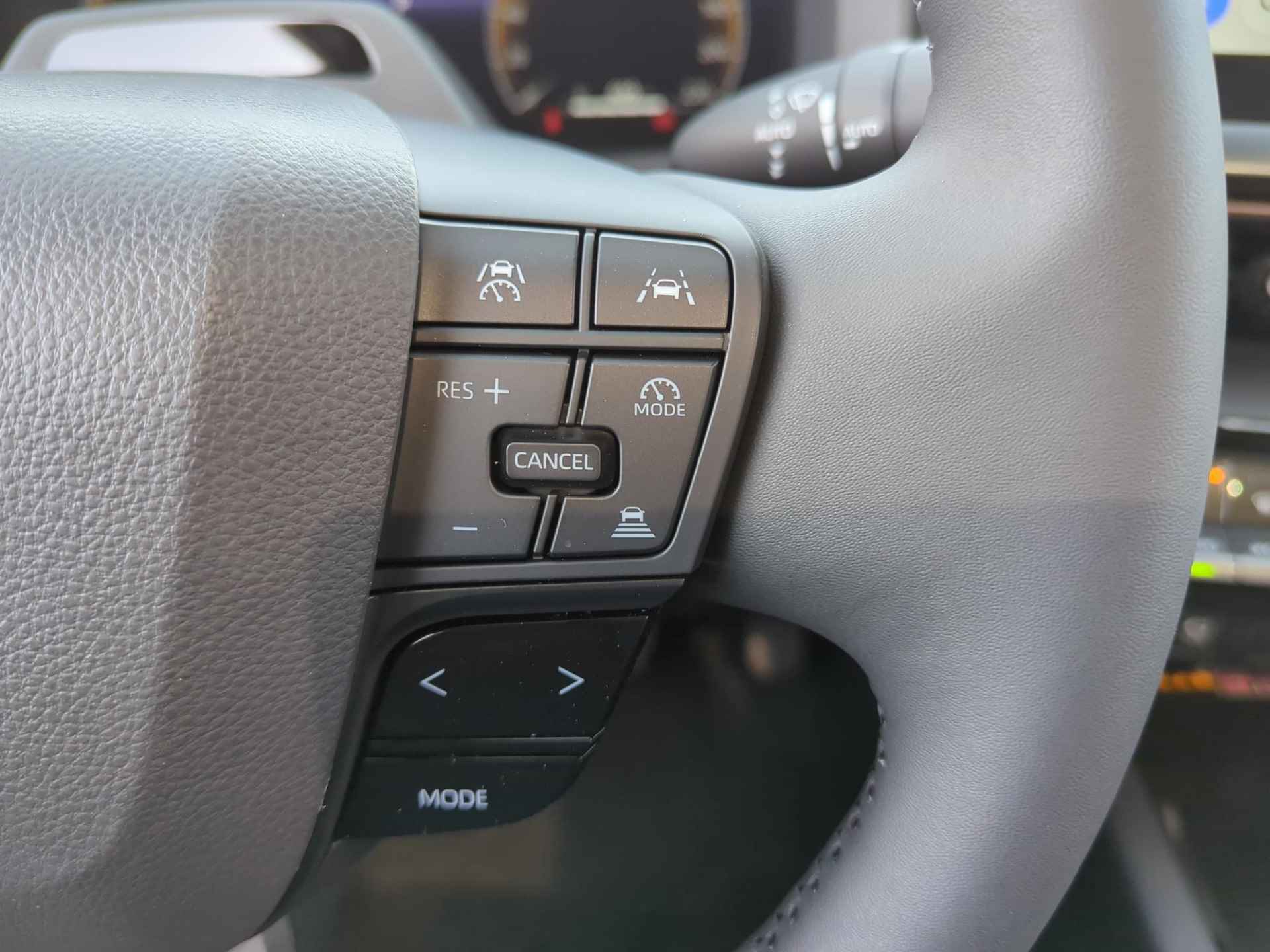 Toyota C-HR Plug-in Hybrid 220 Première Edition | Android Auto | Apple Carplay | - 24/34
