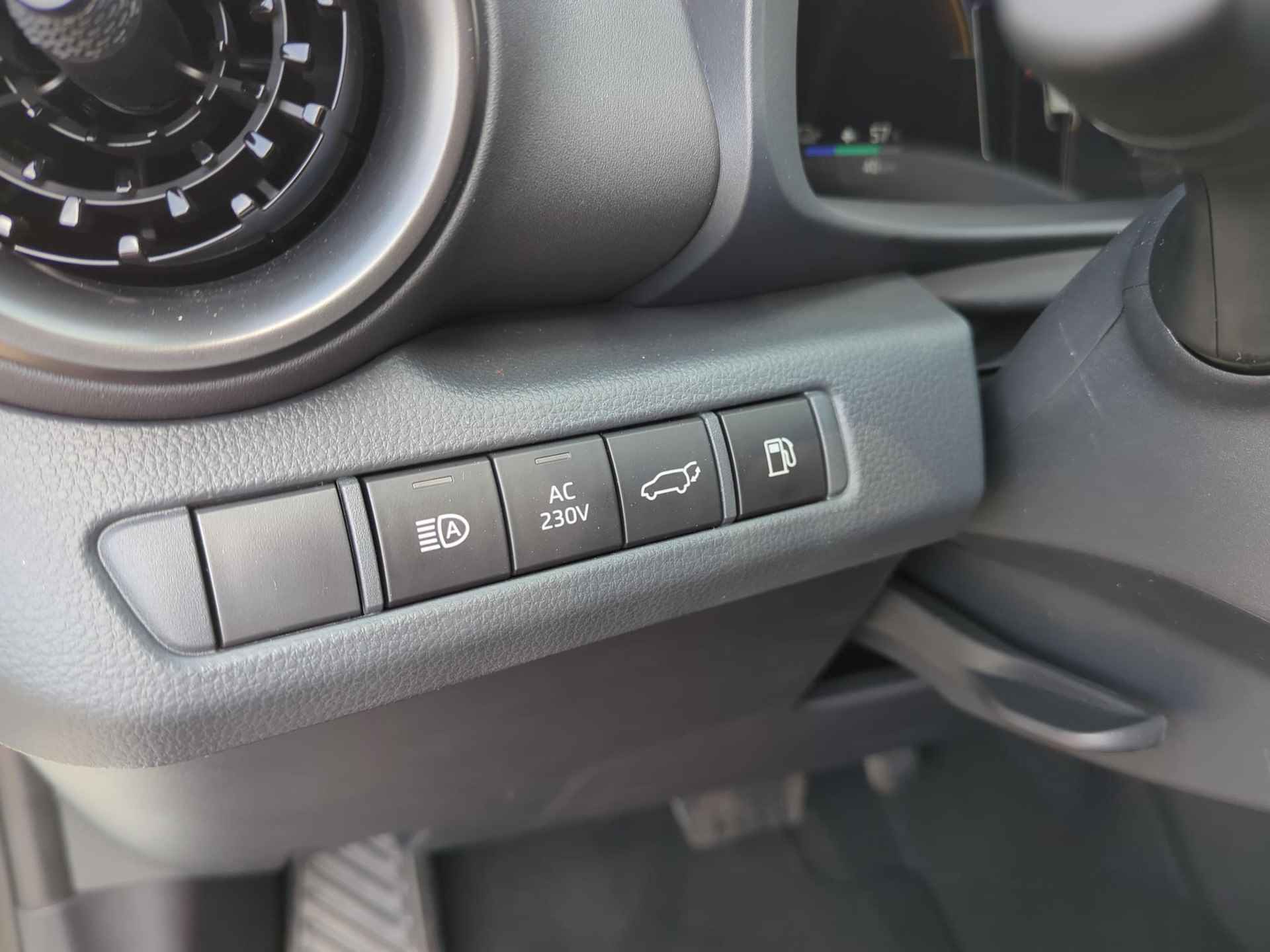 Toyota C-HR Plug-in Hybrid 220 Première Edition | Android Auto | Apple Carplay | - 26/34