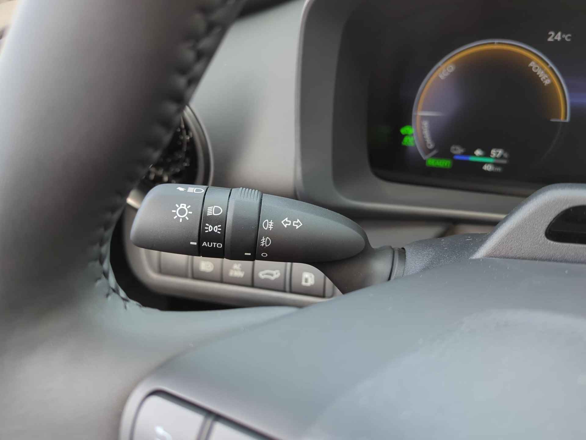 Toyota C-HR Plug-in Hybrid 220 Première Edition | Android Auto | Apple Carplay | - 30/34