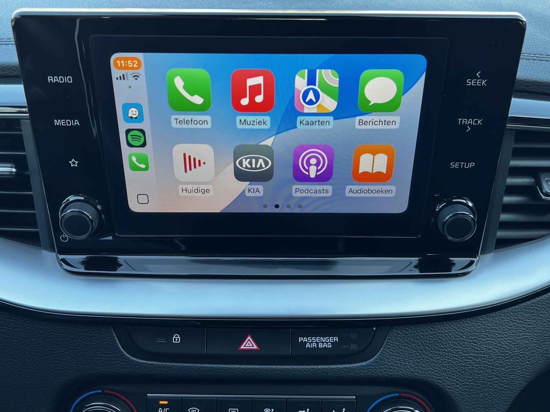 Kia XCeed 1.6 GDi PHEV DynamicLine Automaat / Dealer onderhouden / Trekgewicht 1.300 kg / EAER bereik 48 km / Stuur- en stoelverwarming / Navigatie via Apple Carplay Android Auto / - 4/55