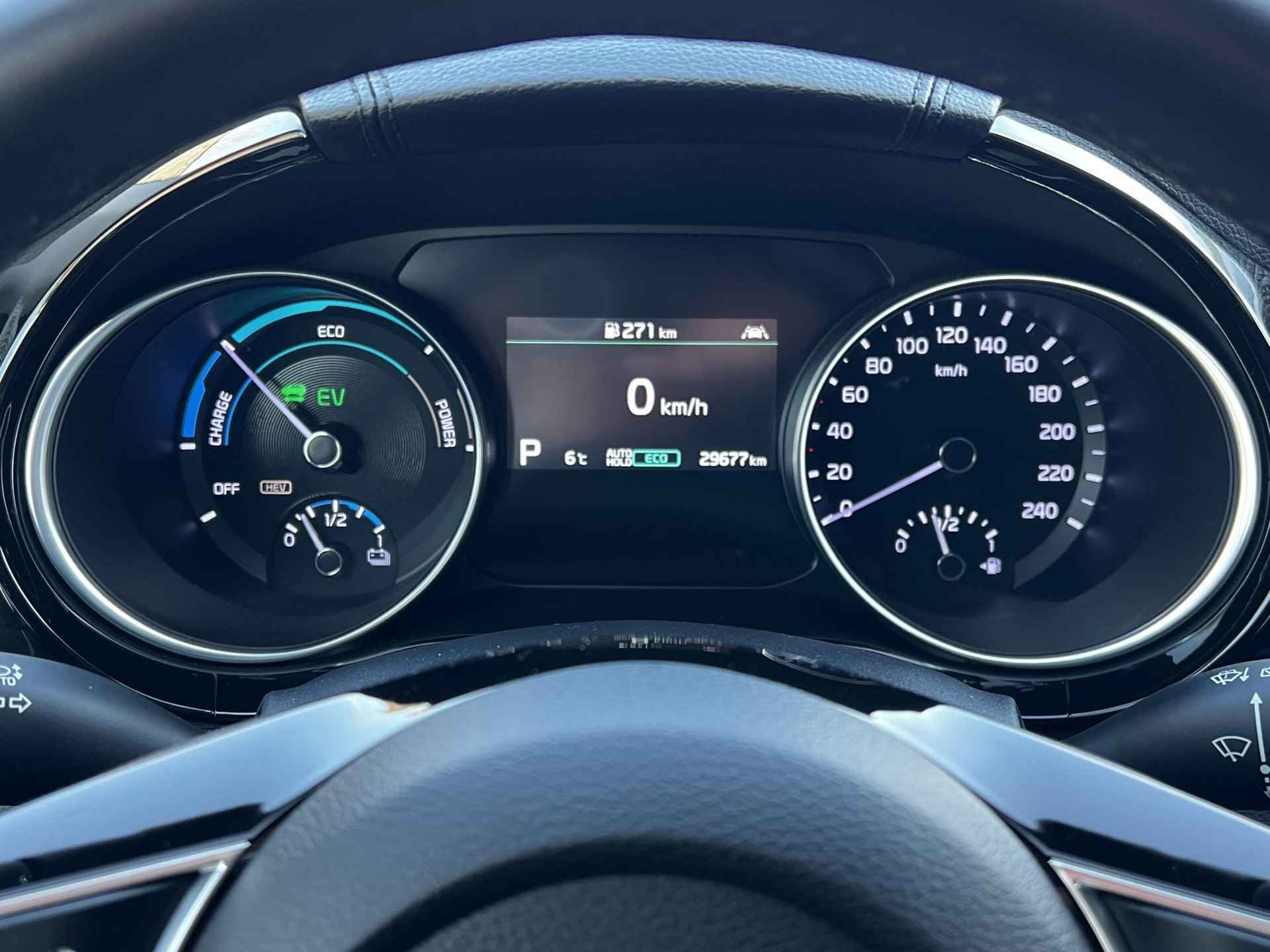 Kia XCeed 1.6 GDi PHEV DynamicLine Automaat / Dealer onderhouden / Trekgewicht 1.300 kg / EAER bereik 48 km / Stuur- en stoelverwarming / Navigatie via Apple Carplay Android Auto / - 15/55