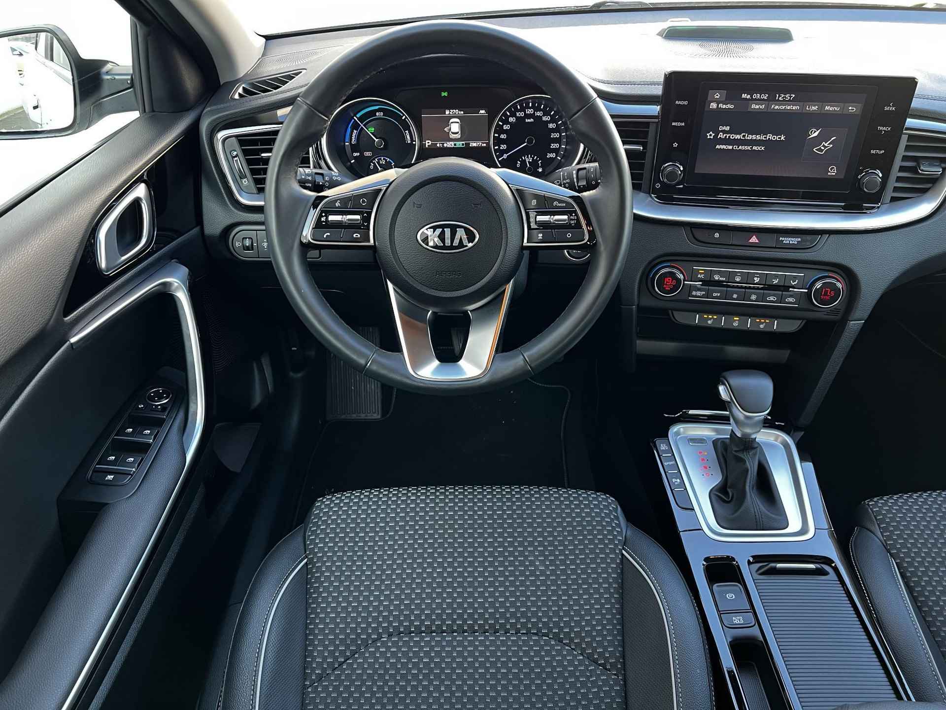 Kia XCeed 1.6 GDi PHEV DynamicLine Automaat / Dealer onderhouden / Trekgewicht 1.300 kg / EAER bereik 48 km / Stuur- en stoelverwarming / Navigatie via Apple Carplay Android Auto / - 39/55