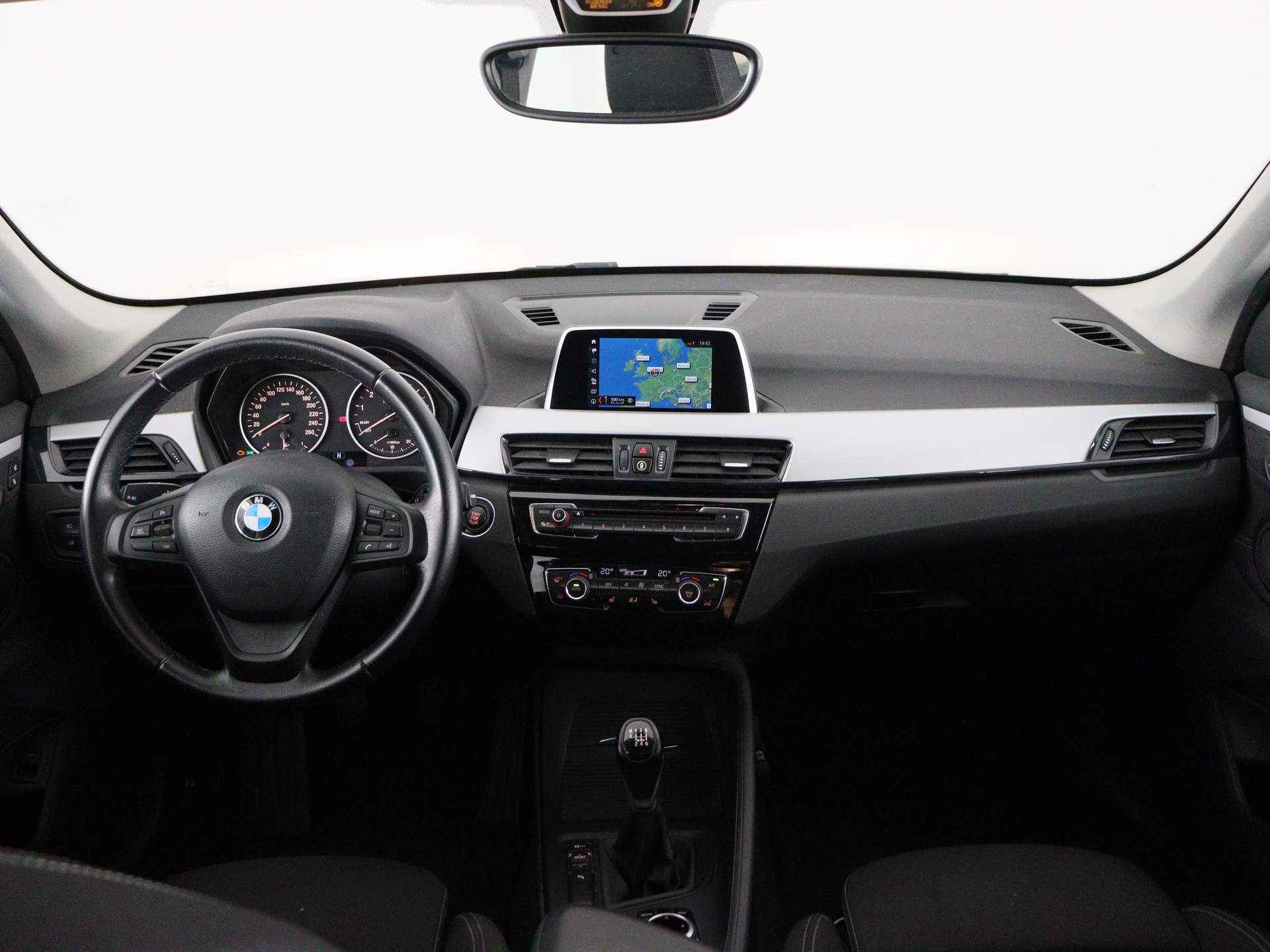 BMW X1 sDrive18i - 3/22