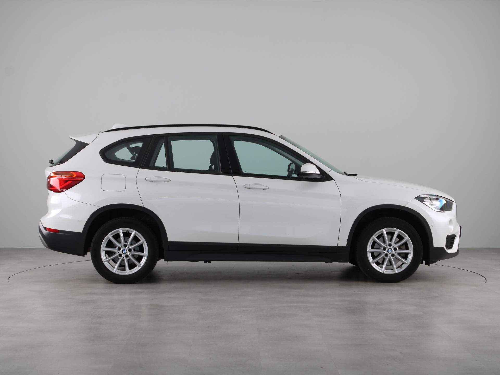 BMW X1 sDrive18i - 8/22