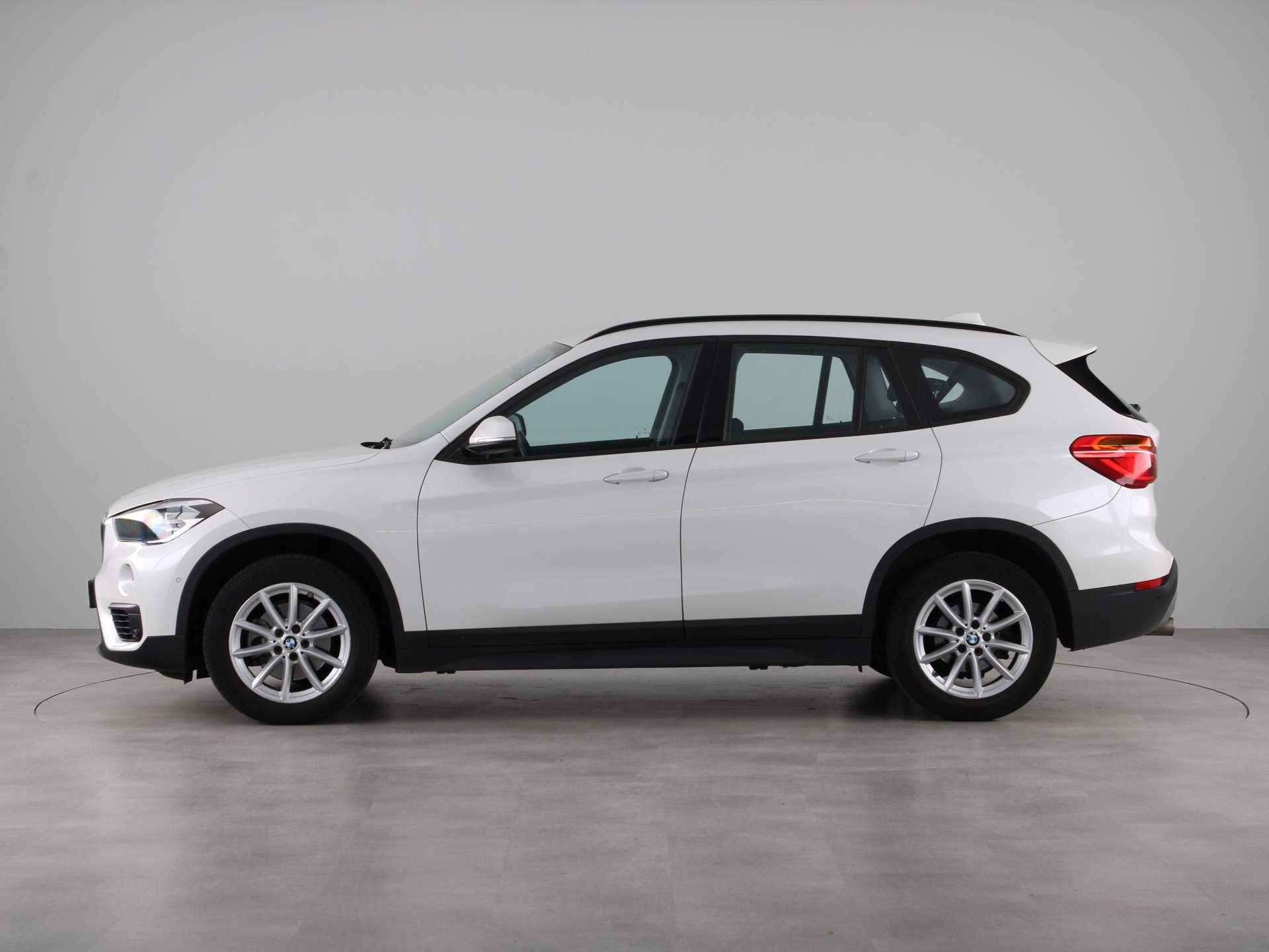 BMW X1 sDrive18i - 12/22