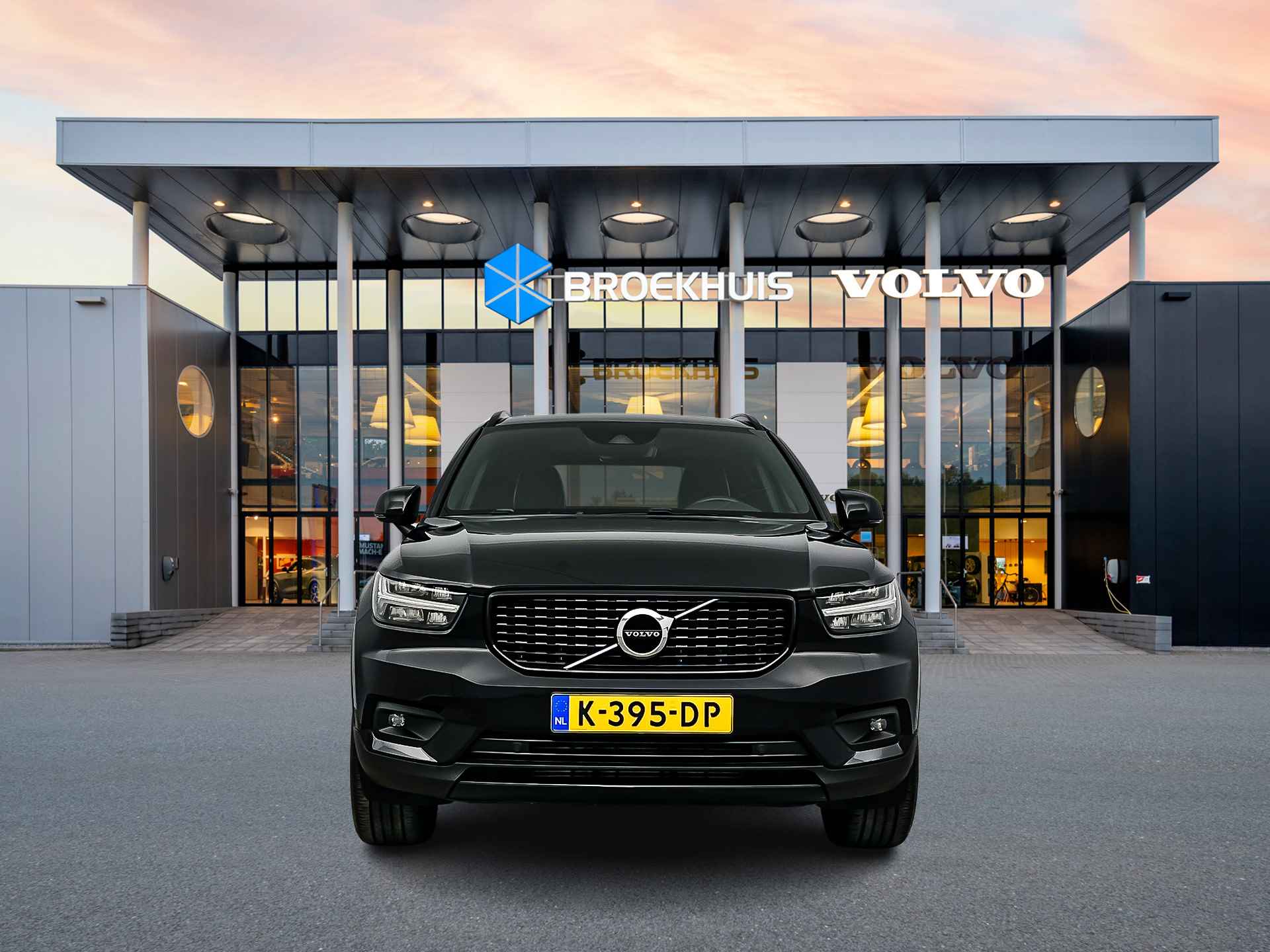 Volvo XC40 T2 A/T R-Design | 18" | Leder Nubuck bekleding | Adaptieve cruise | BLIS | Keyless | Elektr. achterklep | Park Assist achter - 6/29