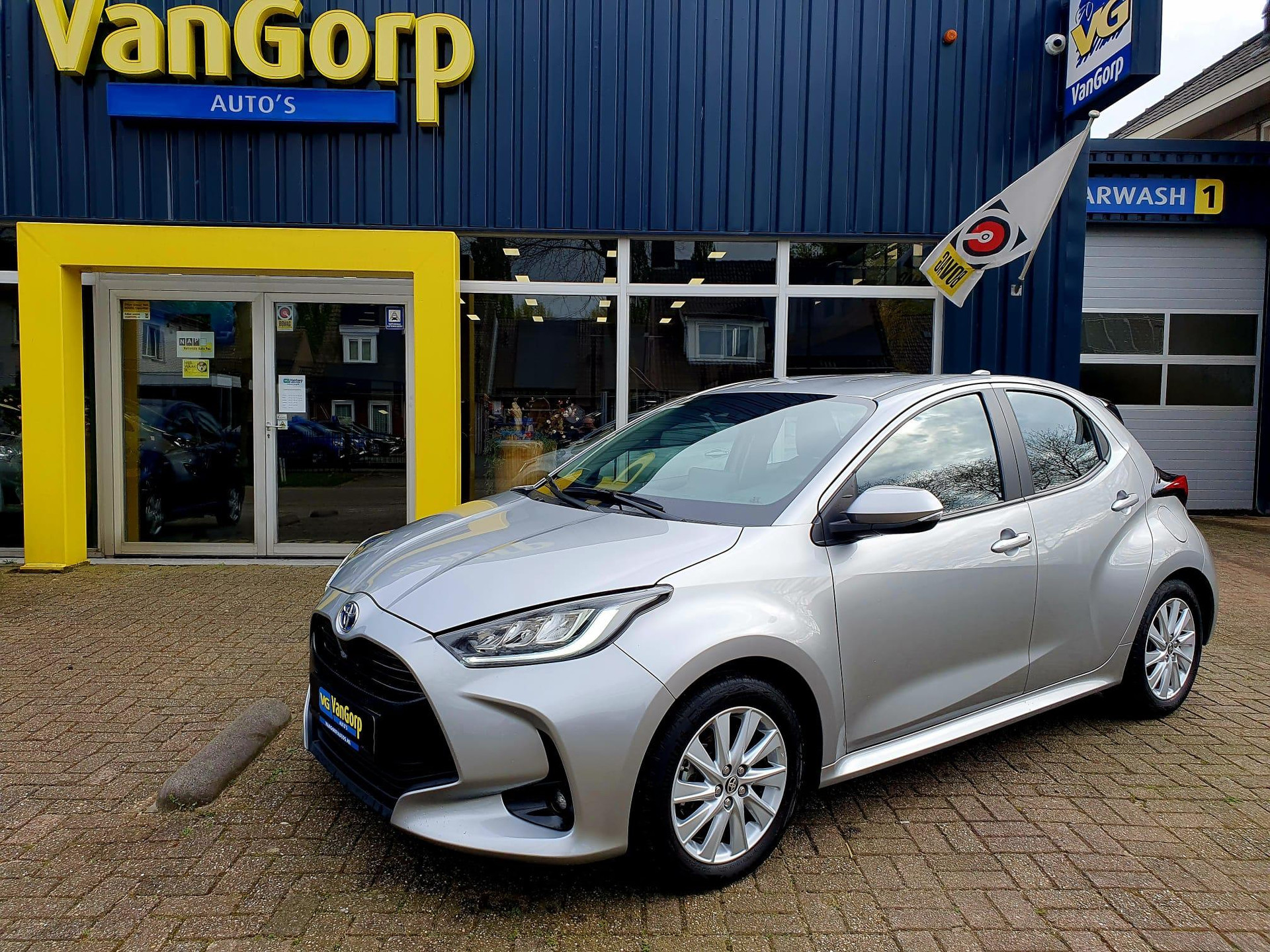 Toyota Yaris 1.5 Hybrid Active Technology All-in prijs!
