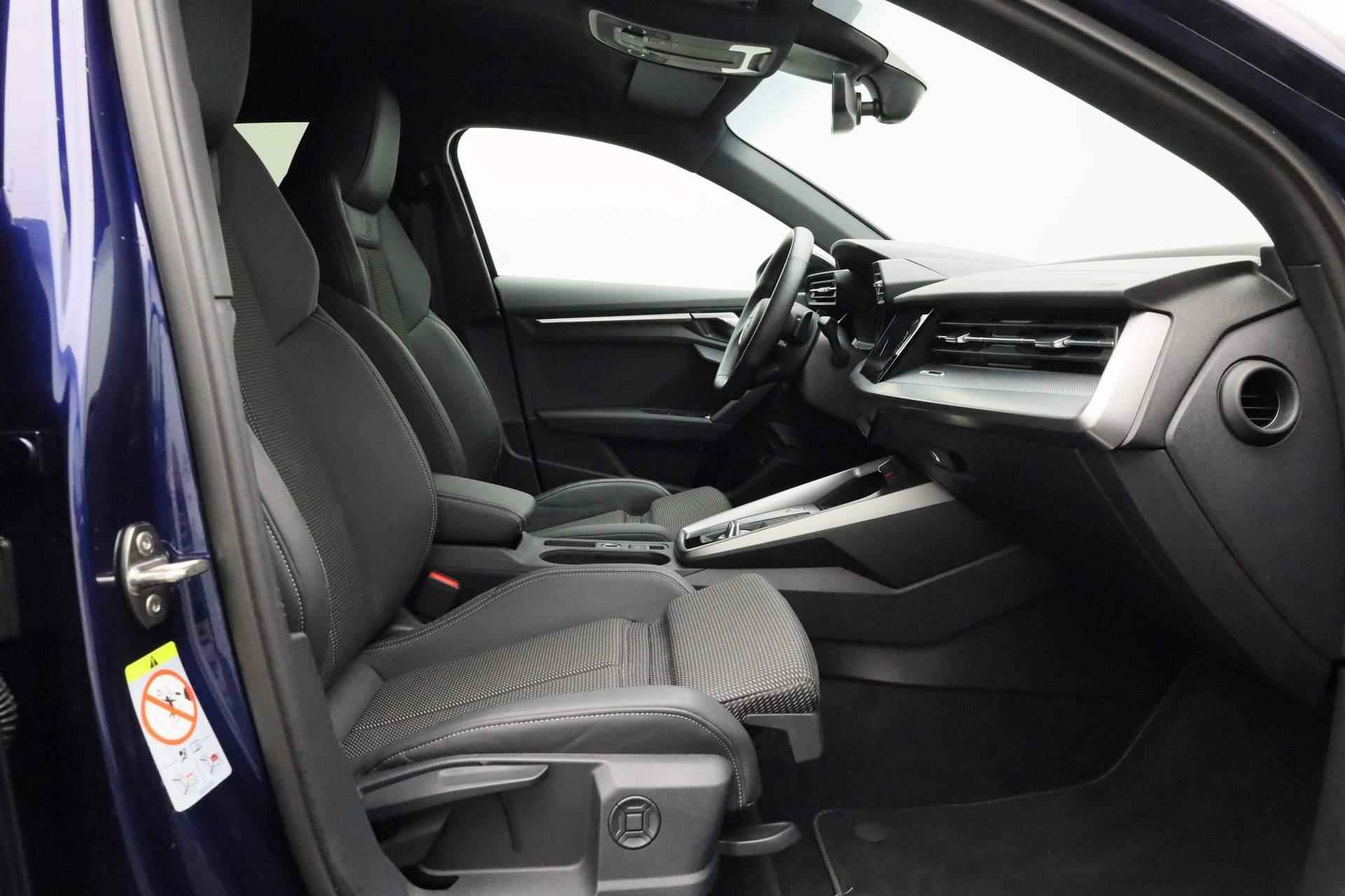Audi A3 Sportback 40 TFSI e 204PK S-tronic S edition | 19 inch | Keyless | Maxton Design diffuser | Eibach verlagingsset - 41/45