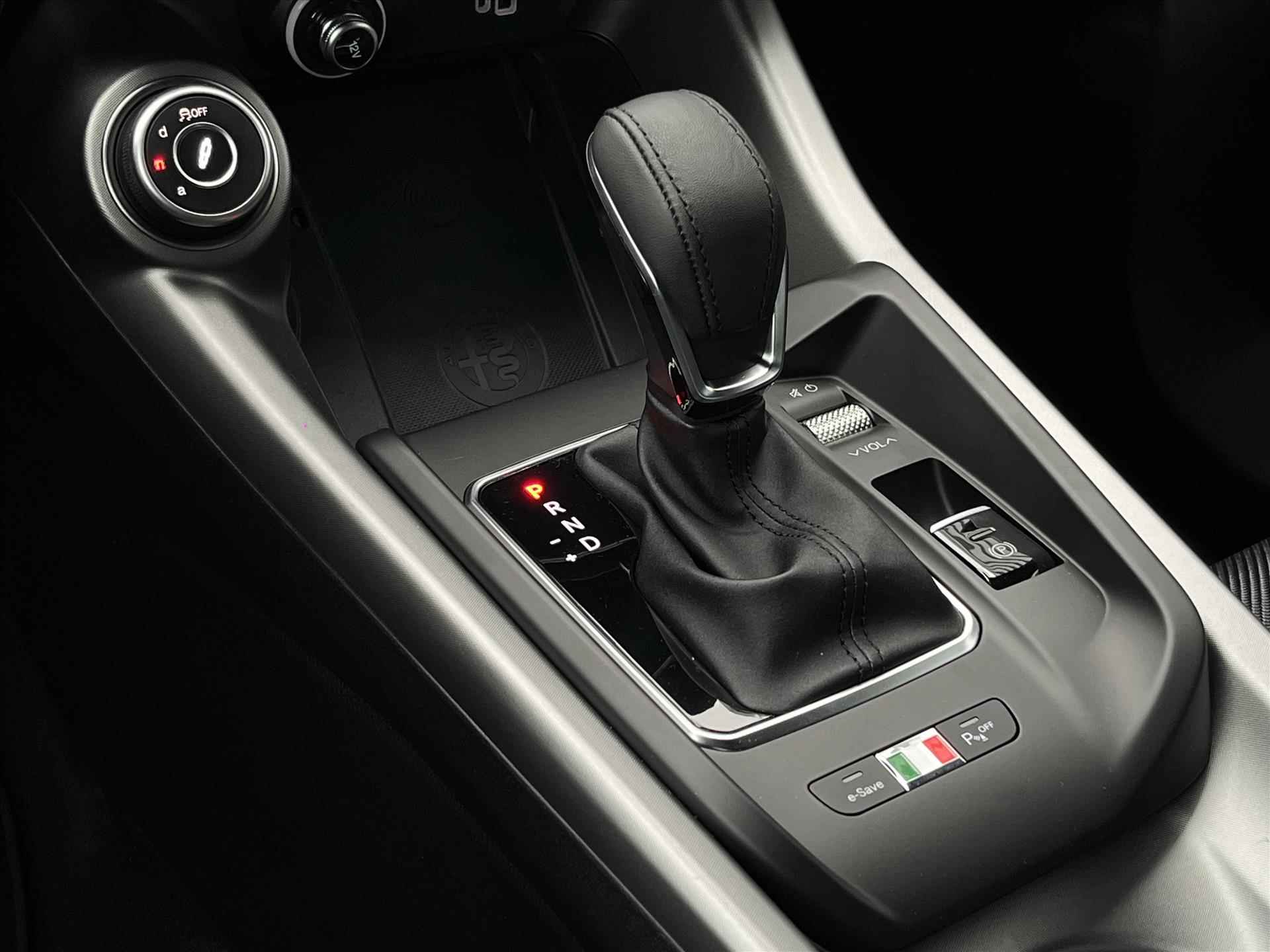 Alfa Romeo Tonale 1.3T PHEV 280pk Edizione Speciale | Stoelverwarming | Carplay | - 16/36