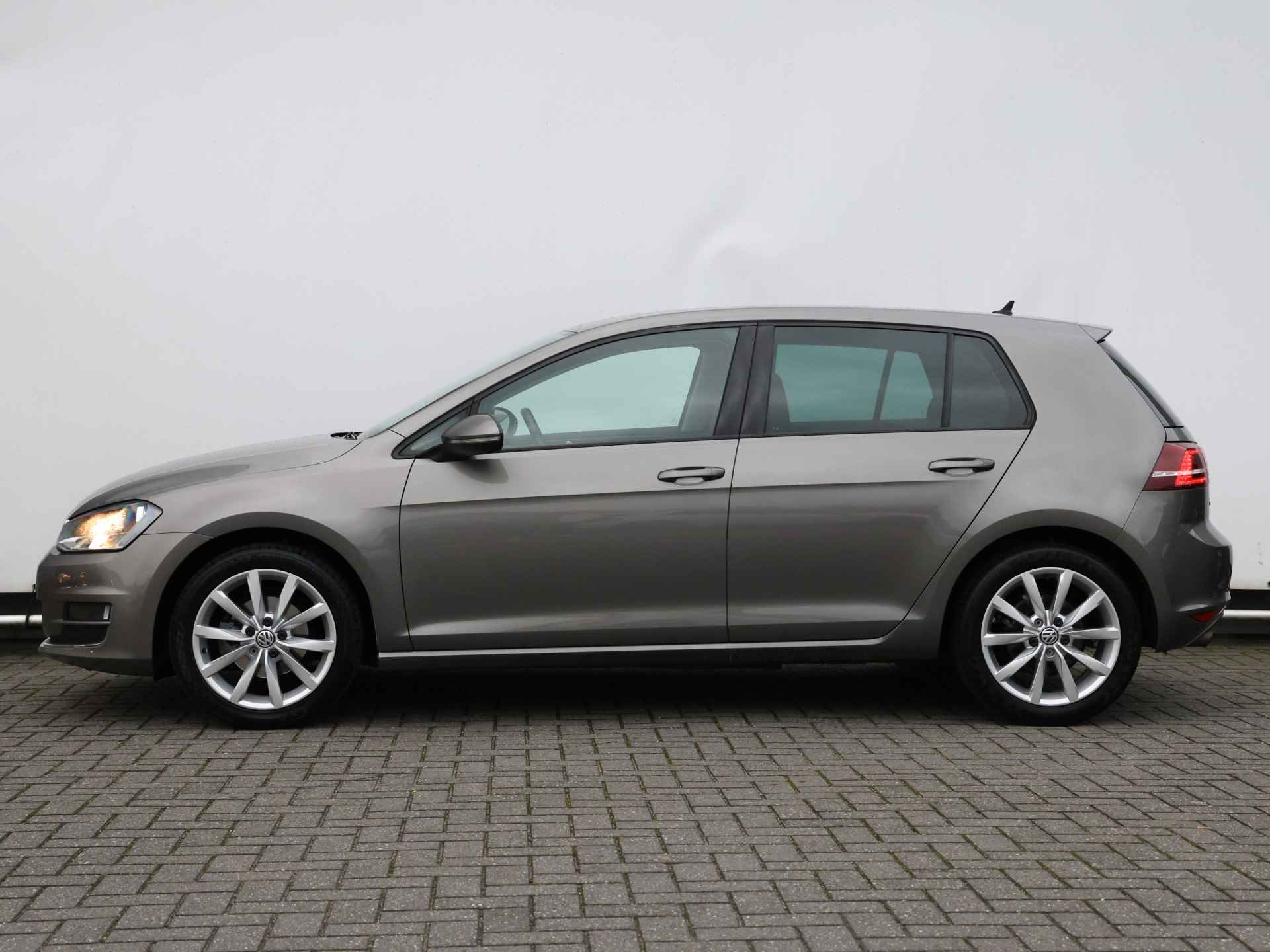 Volkswagen Golf 1.2 TSI Business Edition 105PK I Navigatie I Stoelverwarming I Cruise control I Spiegelpakket I Trekhaak - 12/38