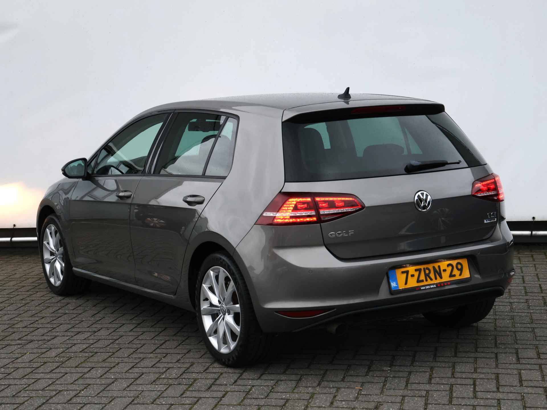 Volkswagen Golf 1.2 TSI Business Edition 105PK I Navigatie I Stoelverwarming I Cruise control I Spiegelpakket I Trekhaak - 13/38