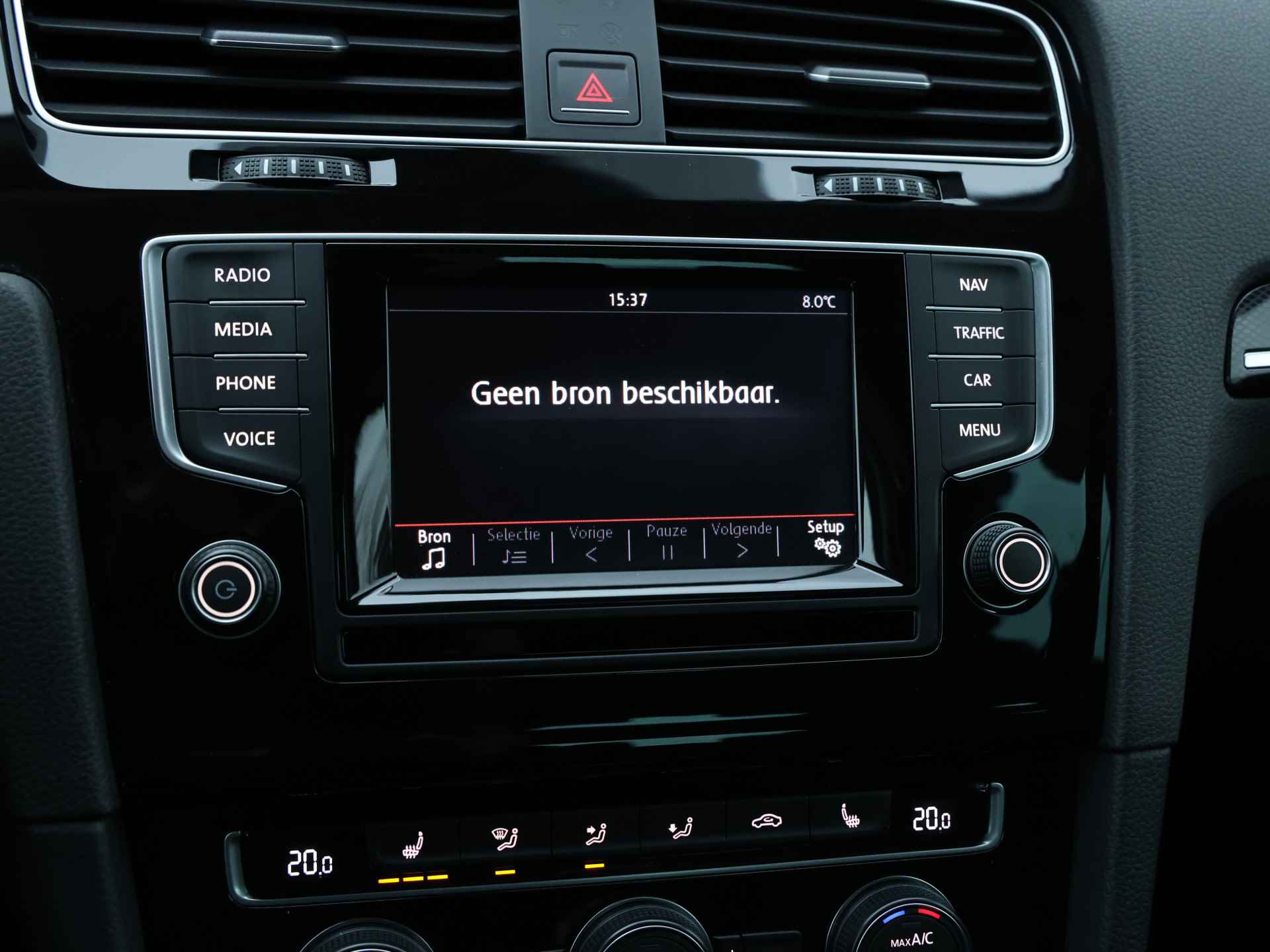 Volkswagen Golf 1.2 TSI Business Edition 105PK I Navigatie I Stoelverwarming I Cruise control I Spiegelpakket I Trekhaak - 28/38