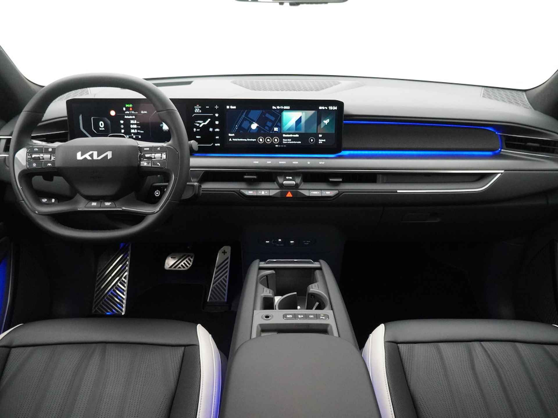 Kia EV9 Launch Edition GT-Line AWD 99.8 kWh - Navigatiesysteem 12,3 inch scherm - Batterijverwarming - Digitale Key - Head-up display - Bi-directioneel laden & Slimladen (V2G/V2H) - Fabrieksgarantie tot 2031 - 13/22