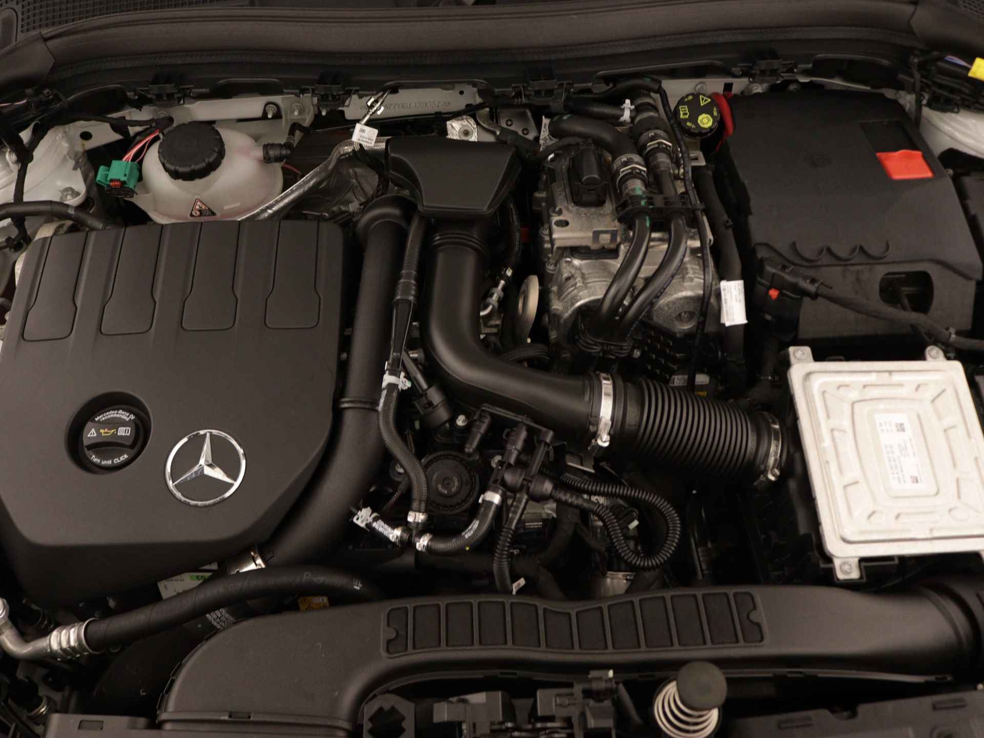 Mercedes-Benz GLA 250 e AMG Limited | AMG Styling | Trekhaak | Achteruitrijcamera | Night pakket | - 36/40