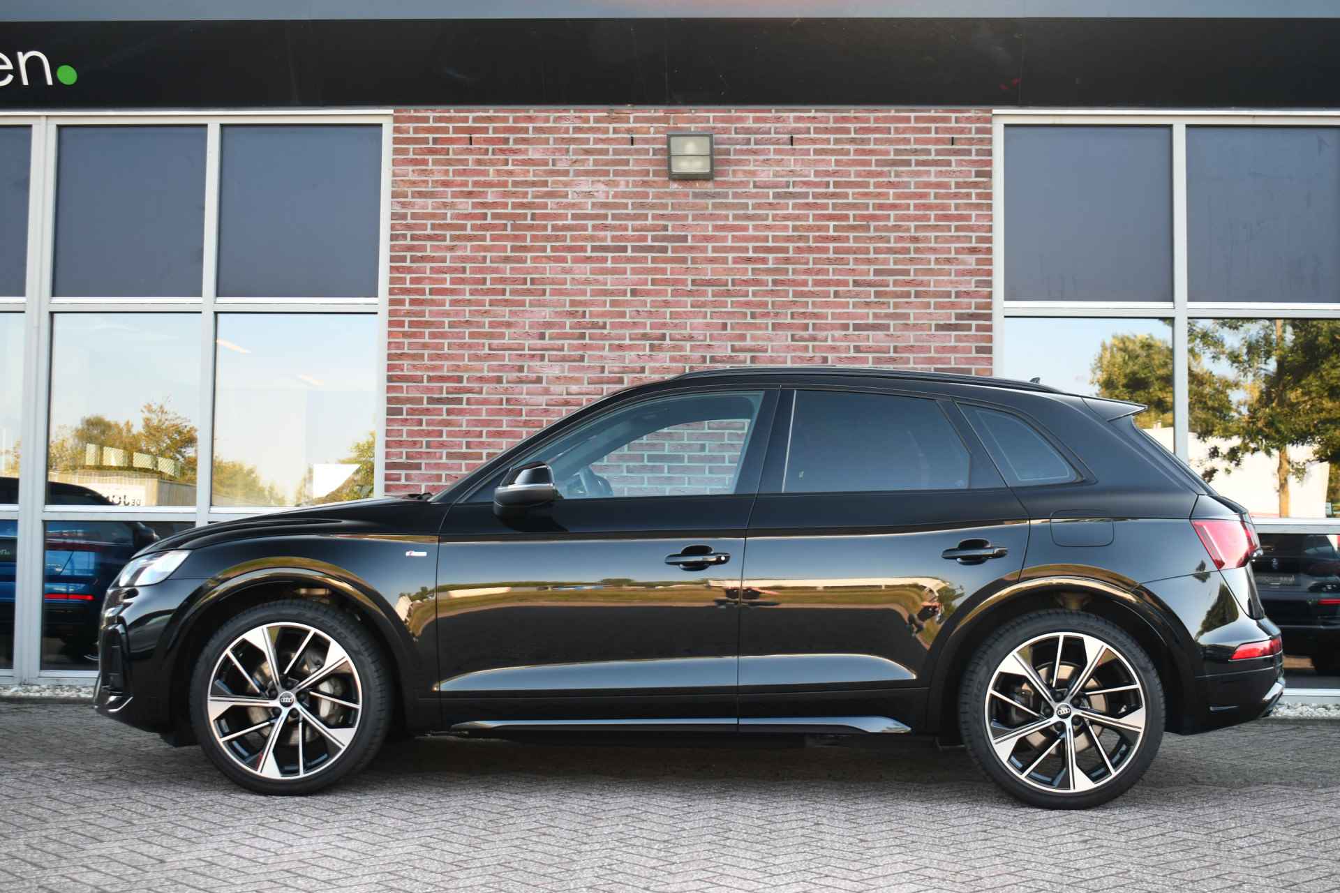 Audi Q5 55 TFSI e S-edition Pano Luchtv Trekh HUD ACC B&O Ruitstiksel - 42/79