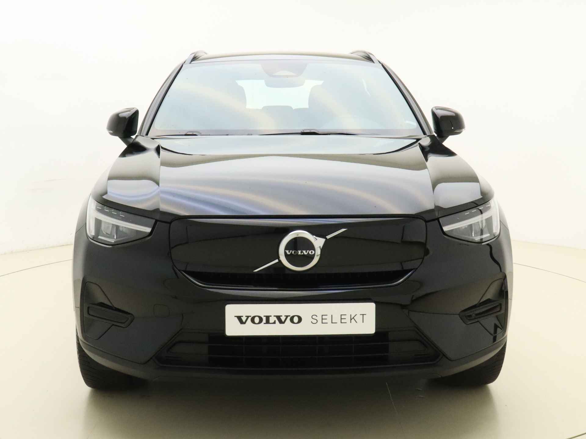 Volvo XC40 Recharge 231pk Core / Google Navigatie \ Camera \ zitting verlanger \ Stoel/- stuurverwarming \ - 4/37